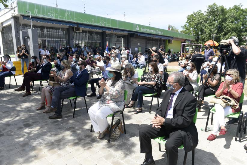 Asunción de gobierno en Municipio D