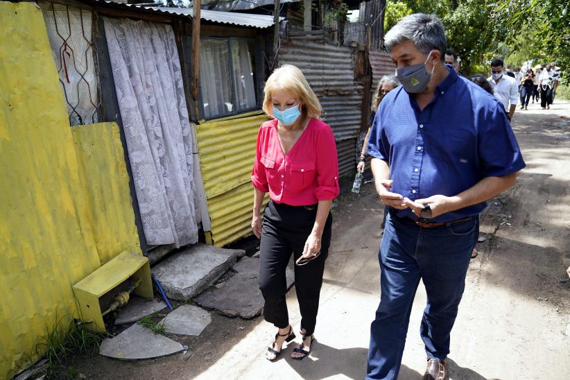 Recorrida de la Intendenta por el barrio Antares