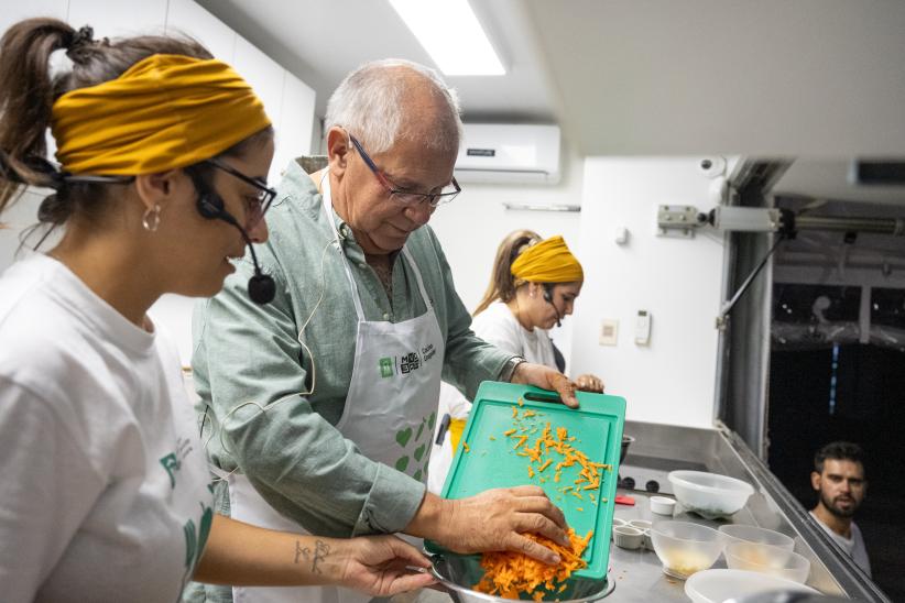 Álvaro Recoba en Cocina Uruguay en la Semana Criolla 2024