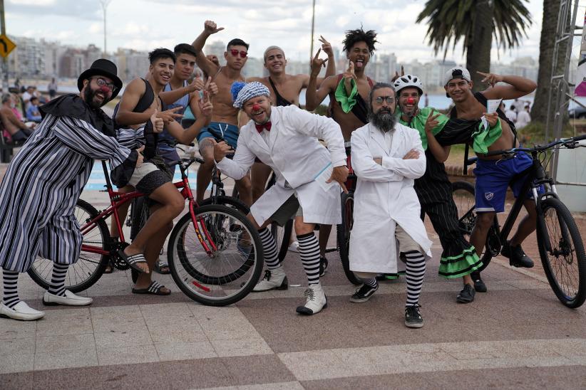 Campaña de convivencia en la rambla.