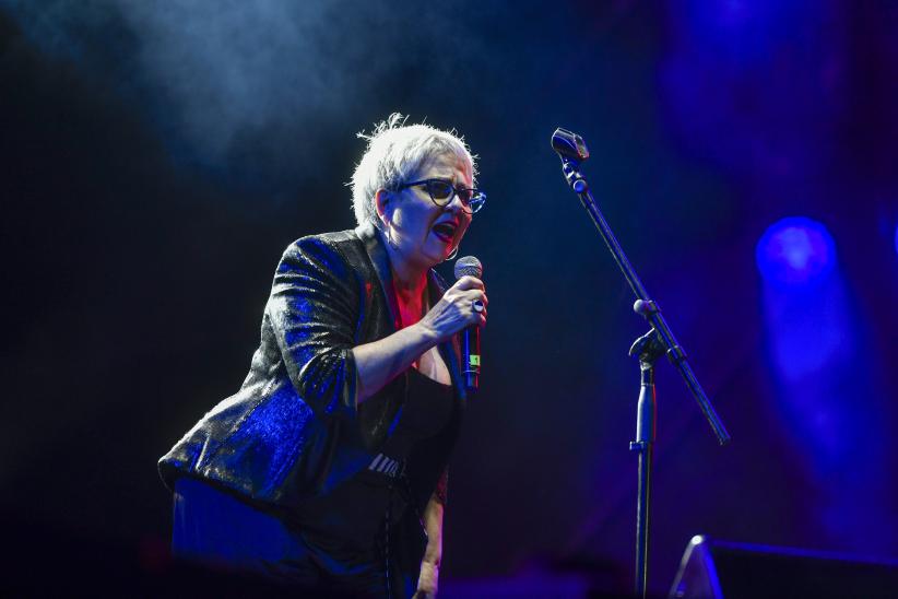 Laura Canoura en el festival «Acá Estamos» en el marco del Mes de las Mujeres