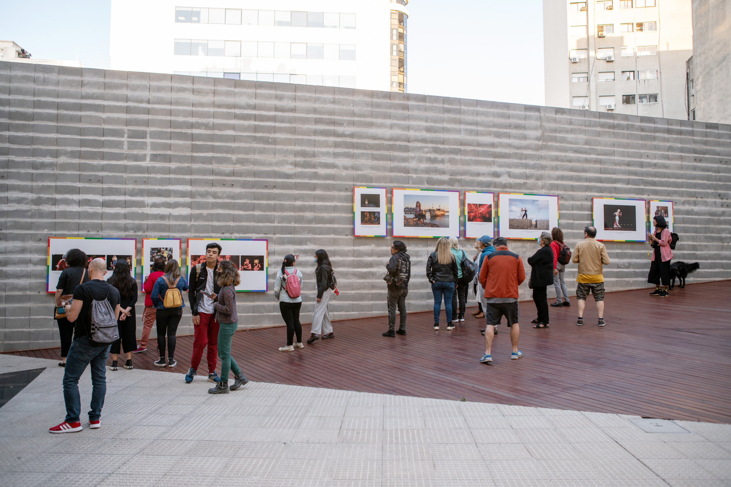 Inauguración de muestra fotográfica del CdF &quot;Tangueres. Un arrabal diverso&quot; en la Plaza de la Diversidad