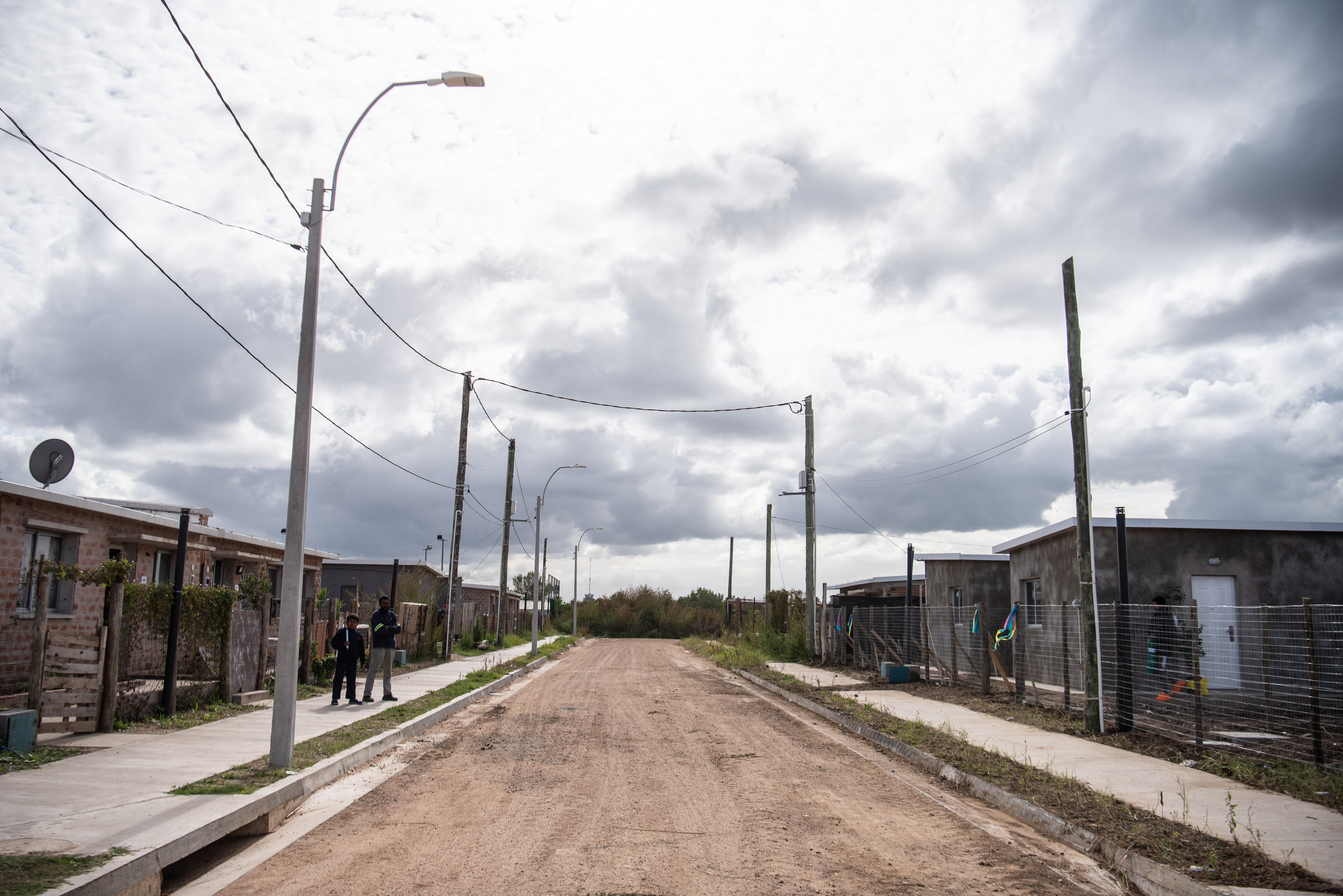 Entrega de viviendas en el barrio Cauceglia