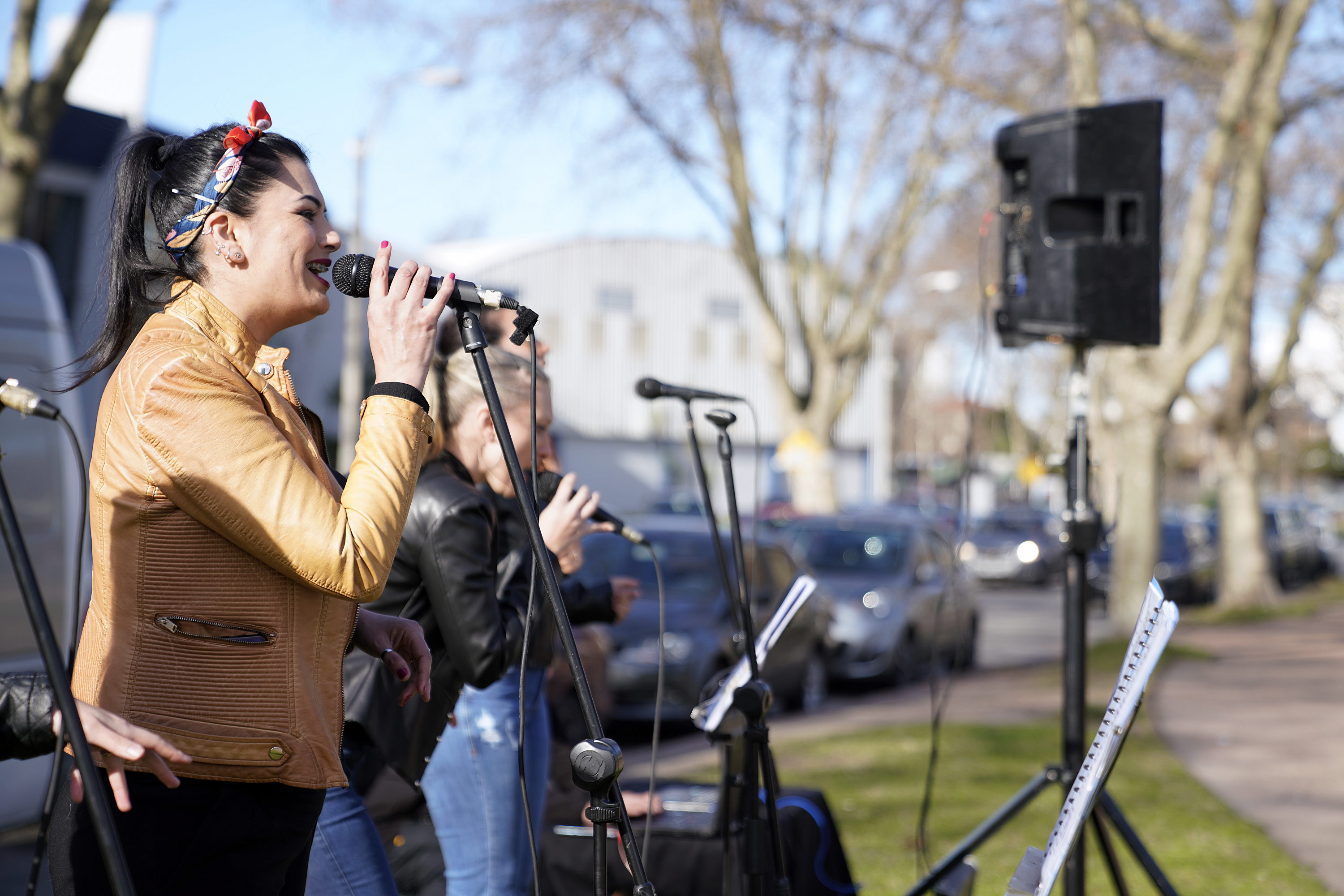 Las Rodettes presentándose en la plaza Chopin en el marco de La cultura va por barrios