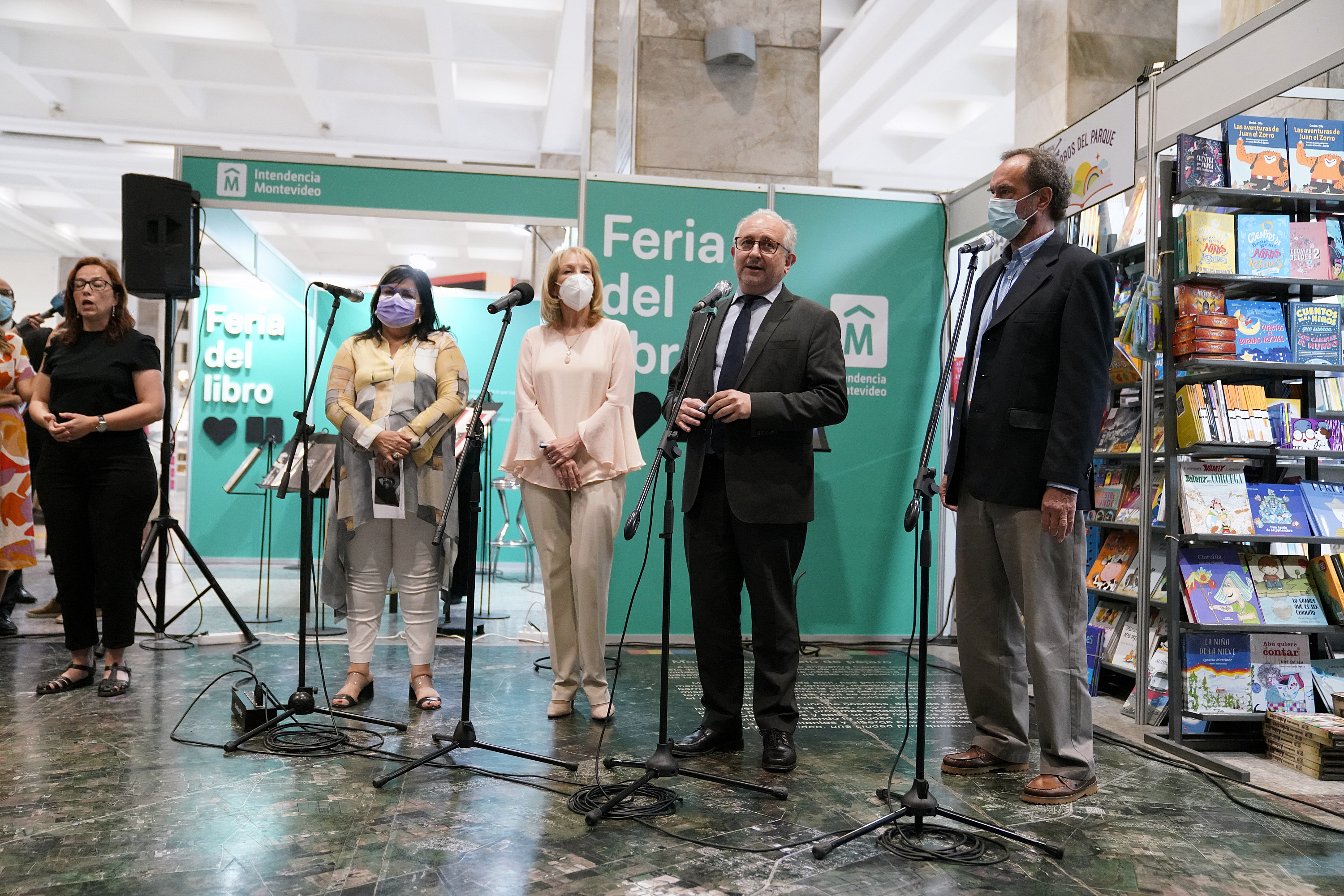 Inauguración de la 43a edición de la Feria Internacional del Libro de Montevideo