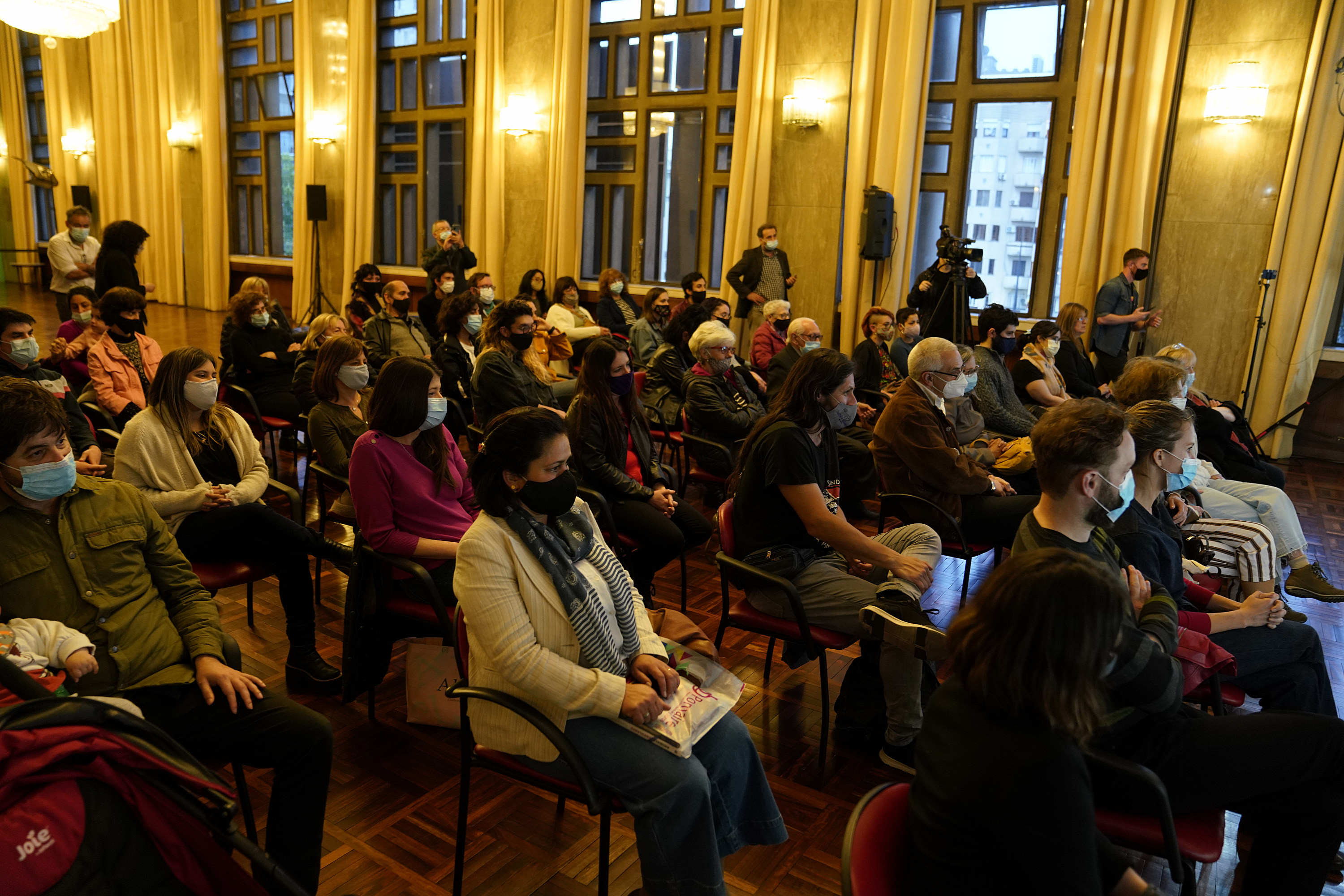 Ceremonia de entrega de premios del Concurso literario de Montevideo Juan Carlos Onetti edición 2021
