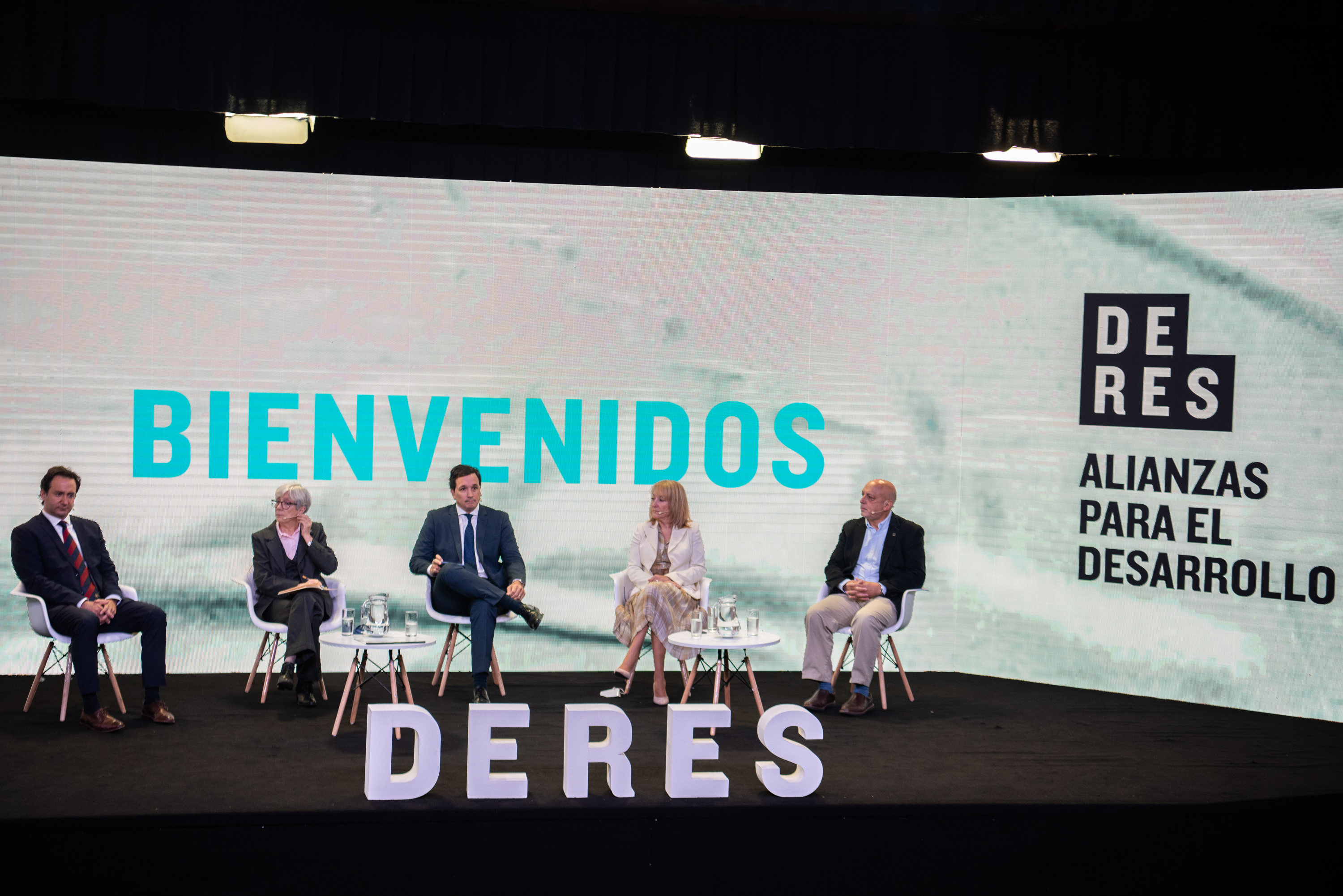 Intendenta de Montevideo Carolina Cosse participa en el primer panel de Conferencia DERES 2021