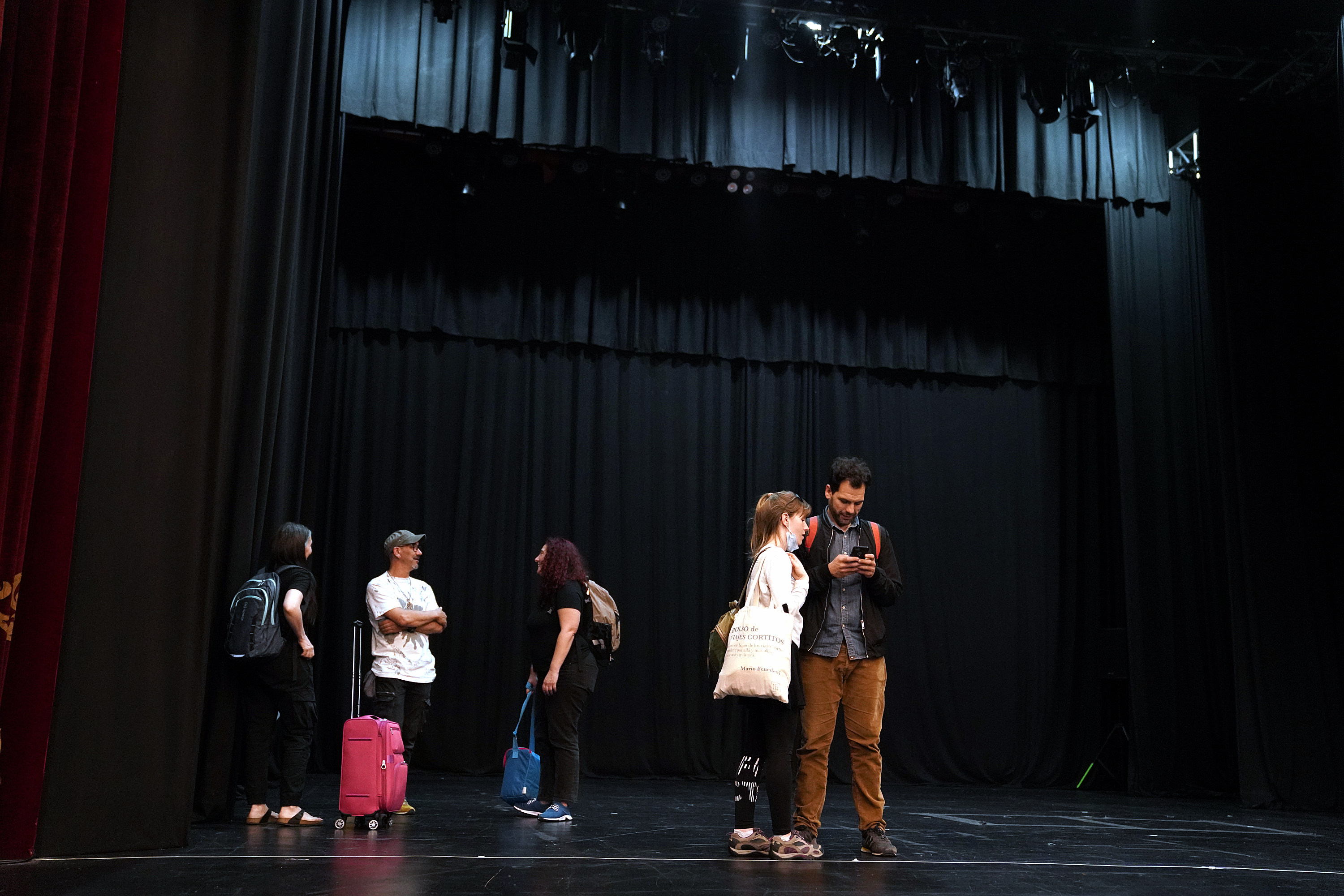 Presentación de la Comedia Nacional en el Teatro Florencio Sánchez de Paysandú 