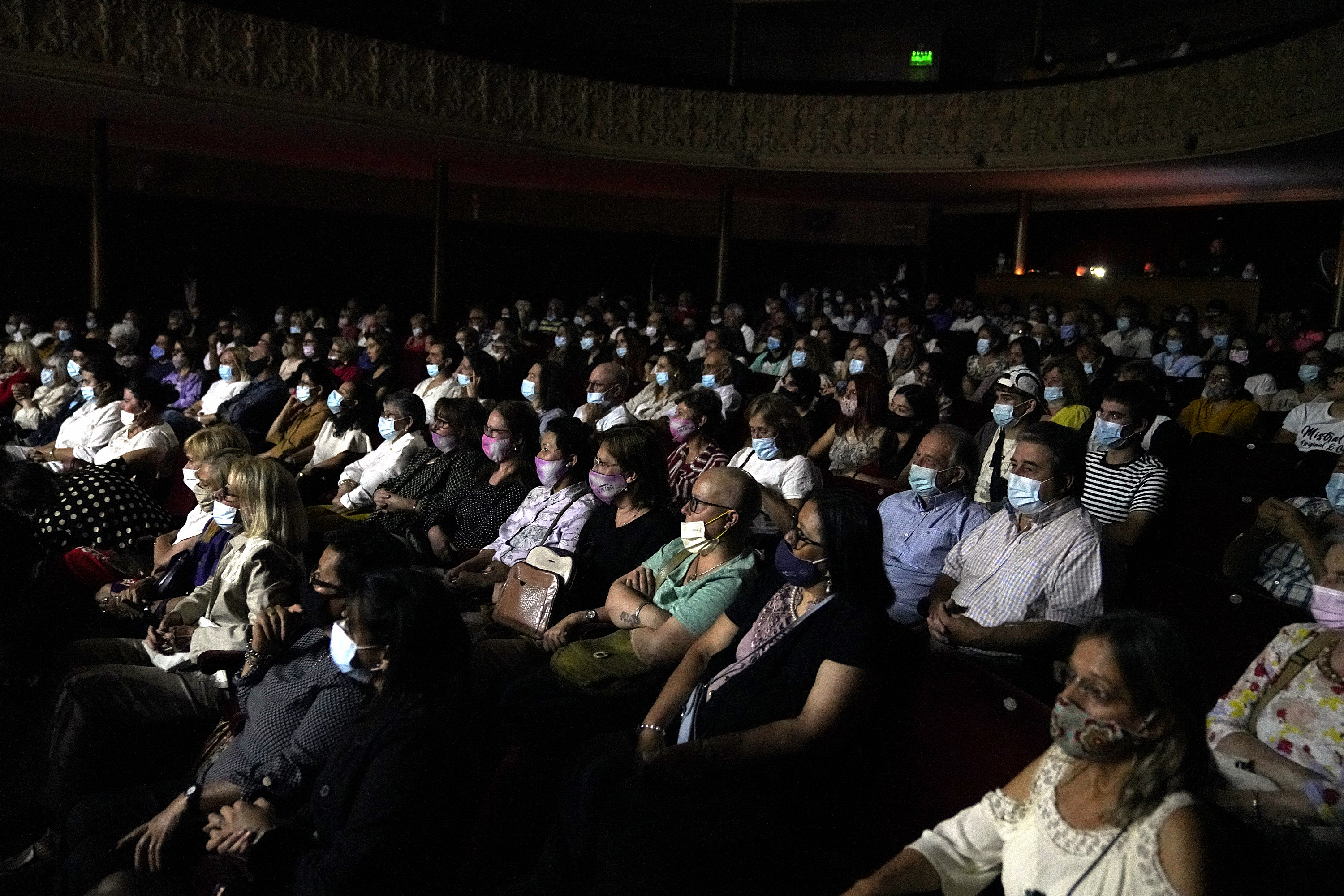 Presentación de la Comedia Nacional en el Teatro Florencio Sánchez de Paysandú 