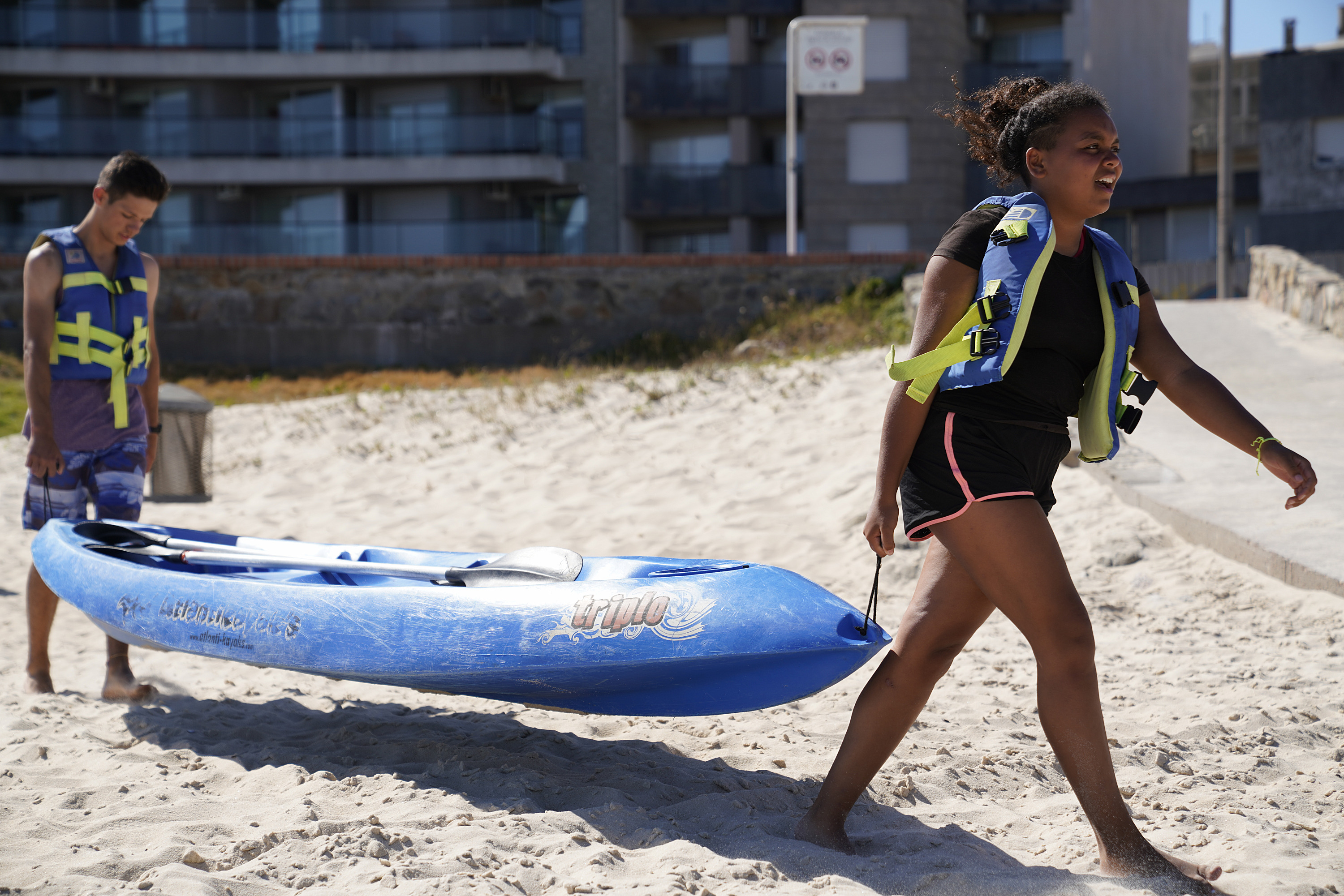 Deportes náuticos en Escuela de Mar de Playa Honda