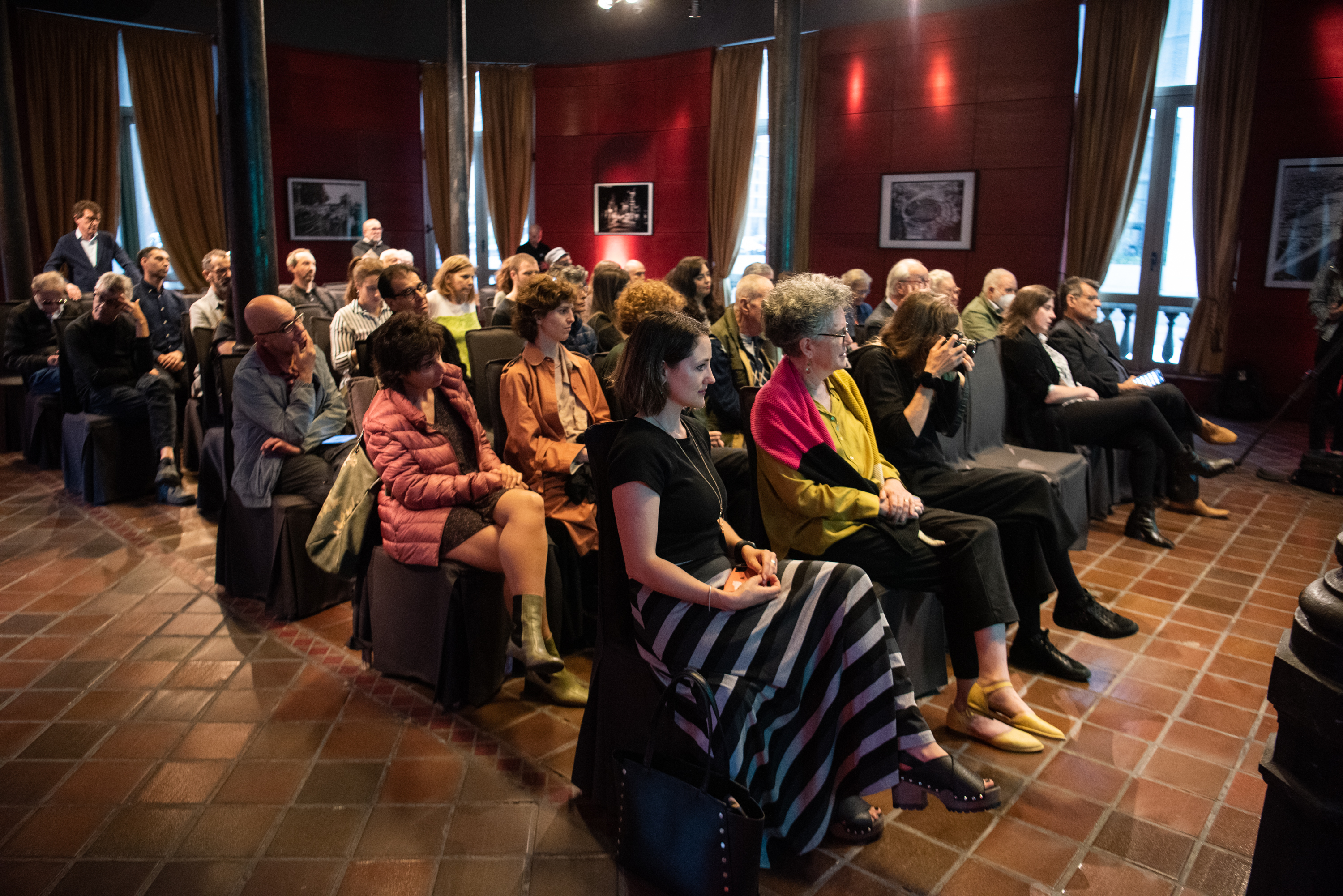 Declaración de Ciudadana Ilustre a Sylvia Meyer en la sala Idea Vilariño ,  21 de noviembre de 2022