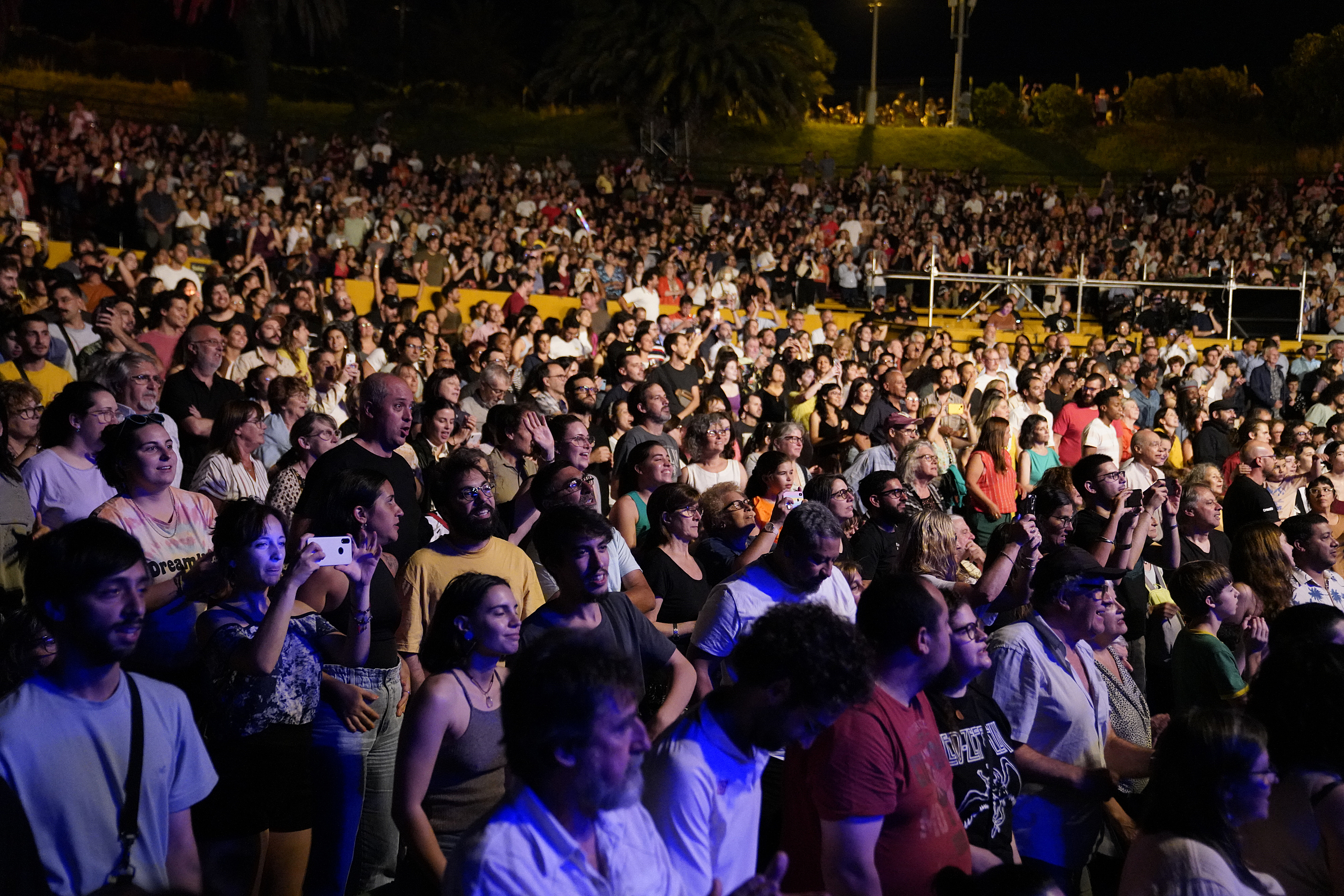 Concierto de Ruben Rada en el Teatro de Verano en el marco de la XXVII Cumbre de Mercociudades en Montevideo 