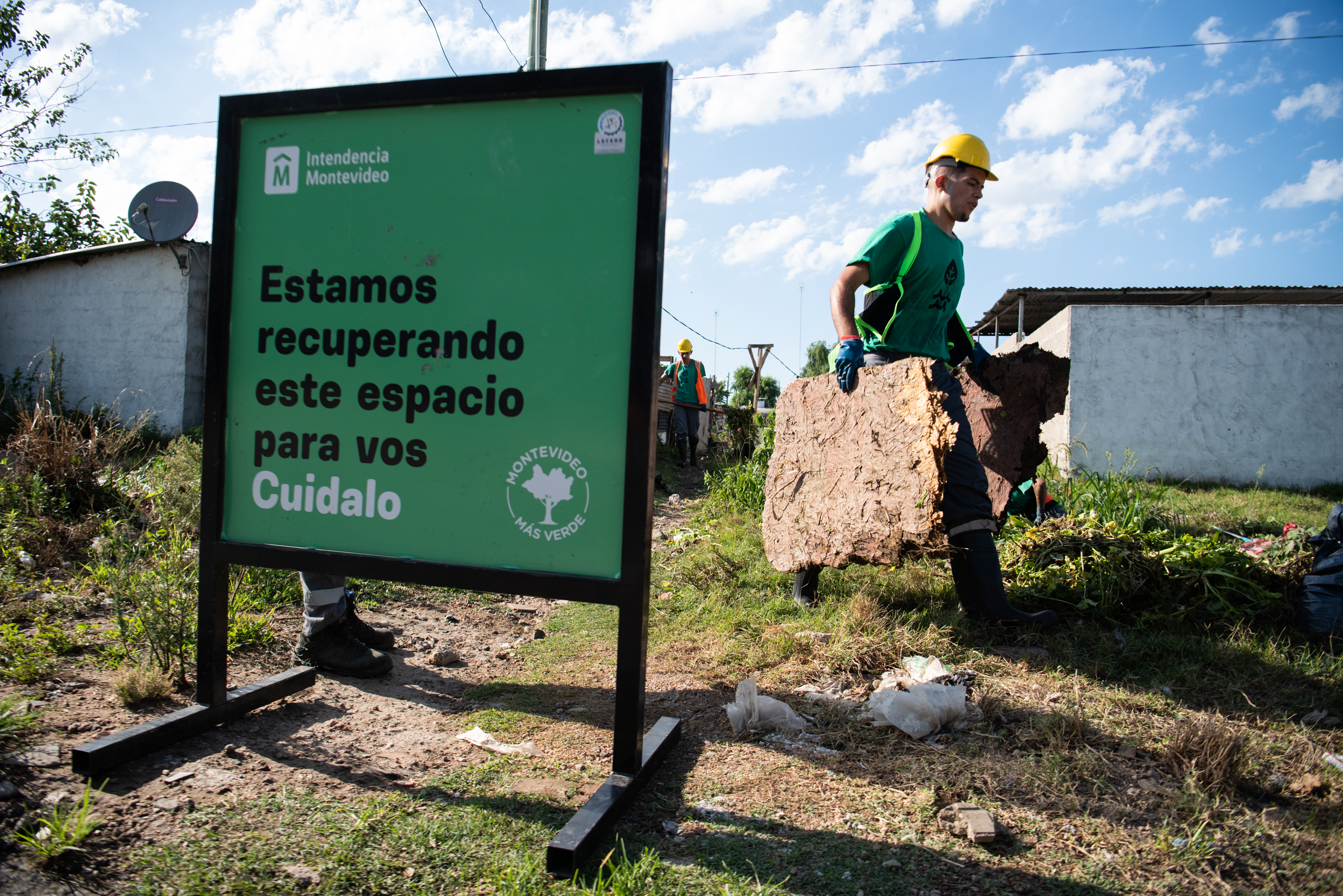 Mantenimiento de cuerpos de agua en el barrio 1º de mayo, 6 de febrero de 2023