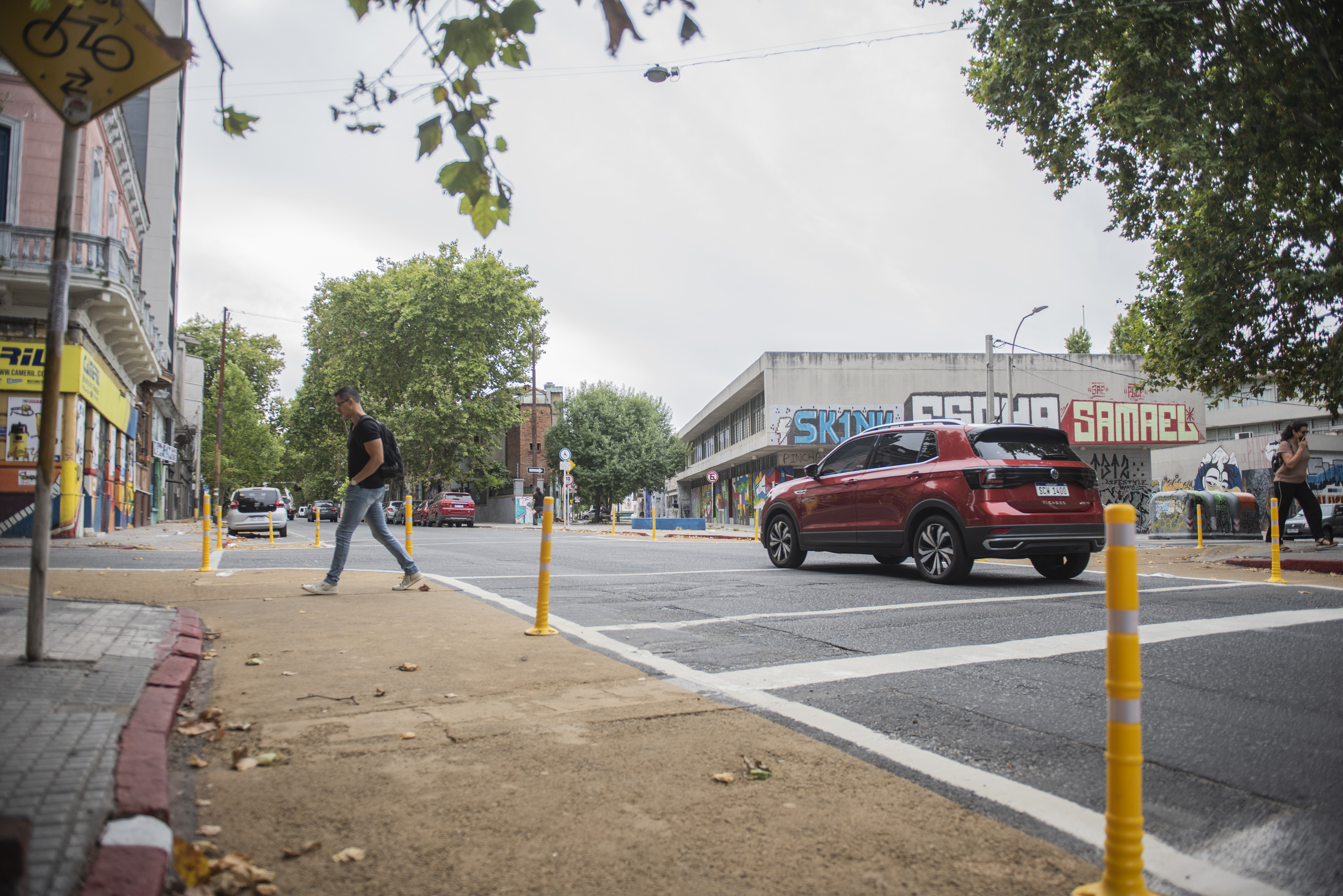 Extensión de cruce peatonal en Maldonado  y Salto 