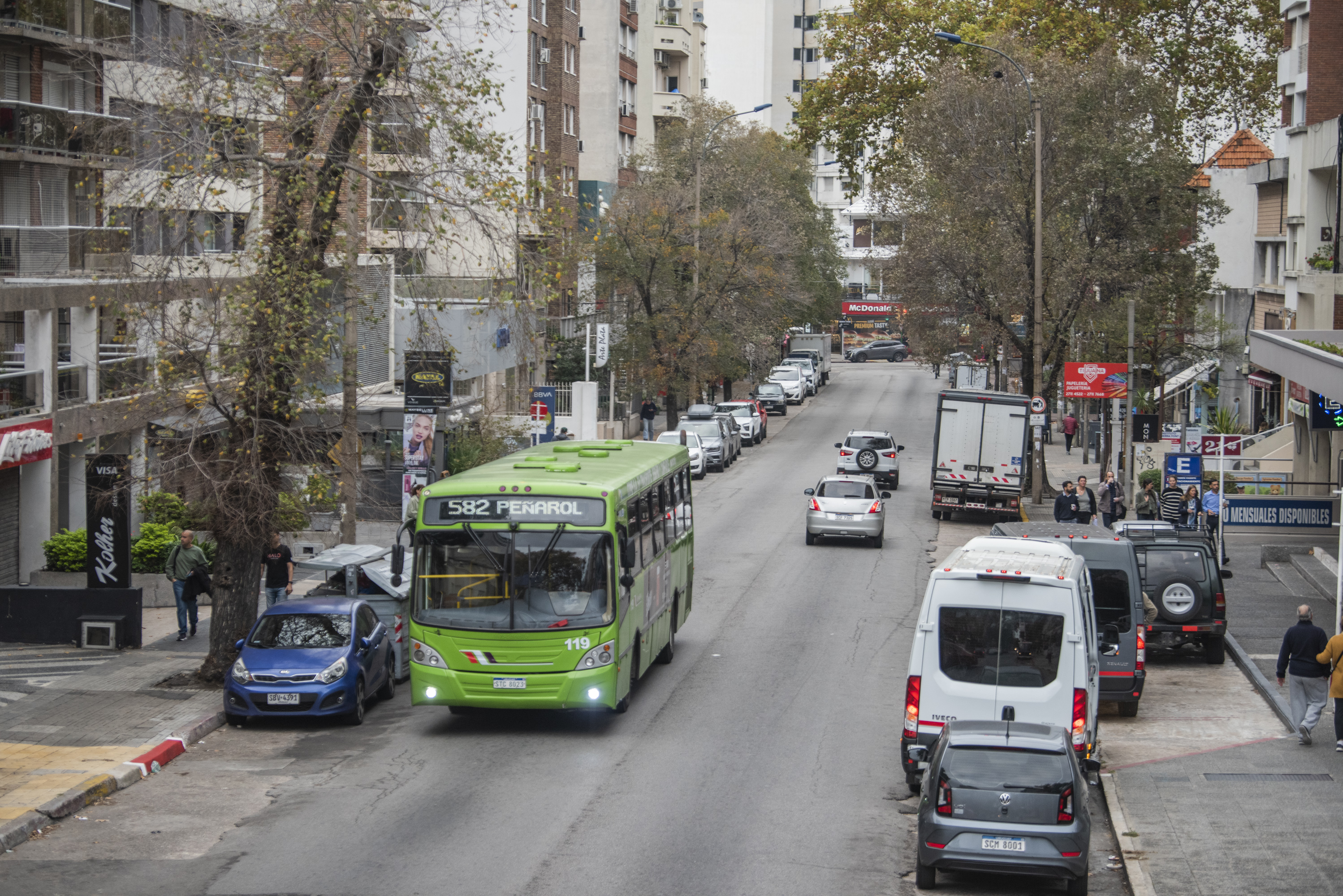 Calle 21 de Setiembre esquina Luis de la Torre previo a las intervenciones de Montevideo se Adelanta