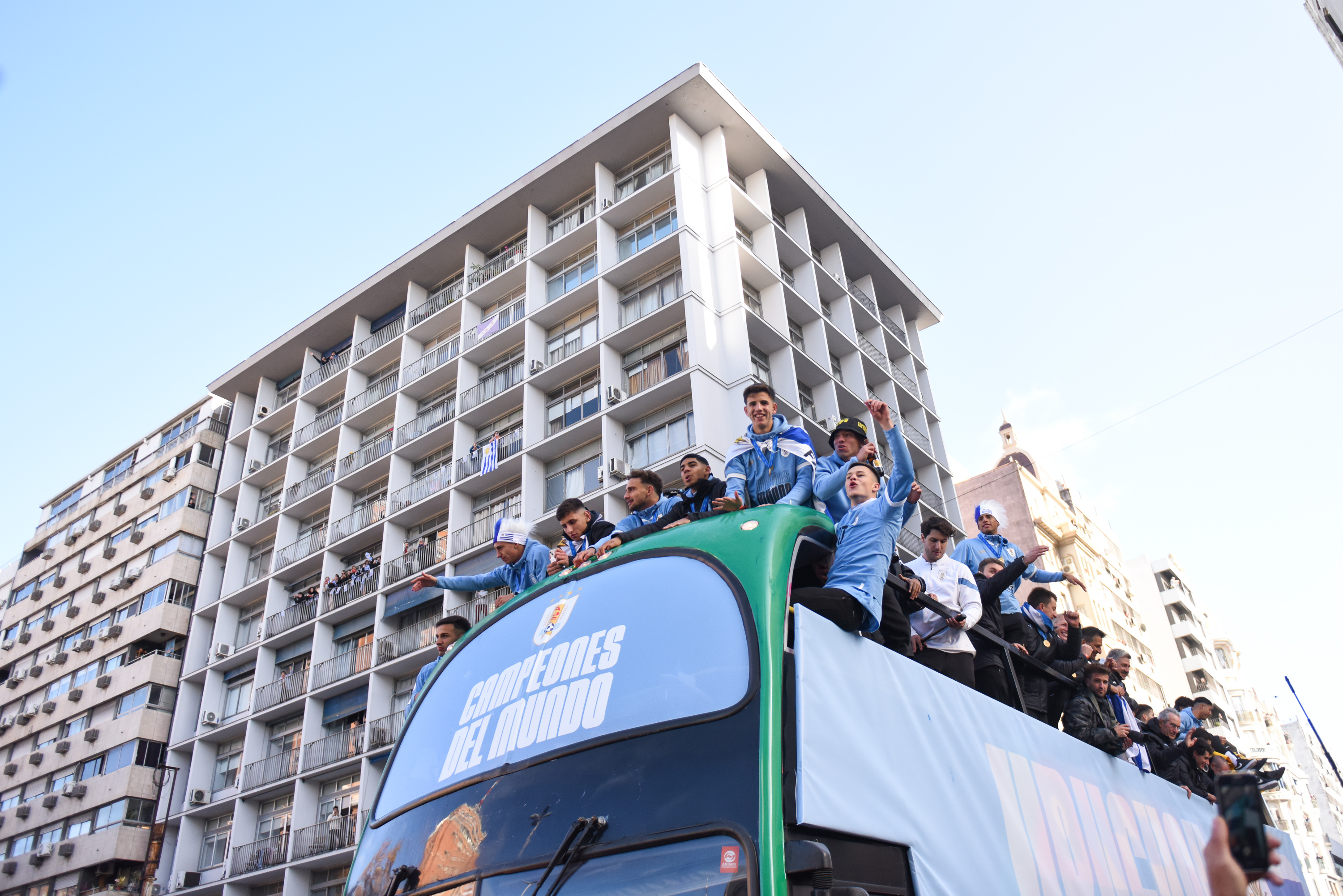 Llegada de la selección uruguaya de fútbol sub 20 ganadora de la Copa del Mundo