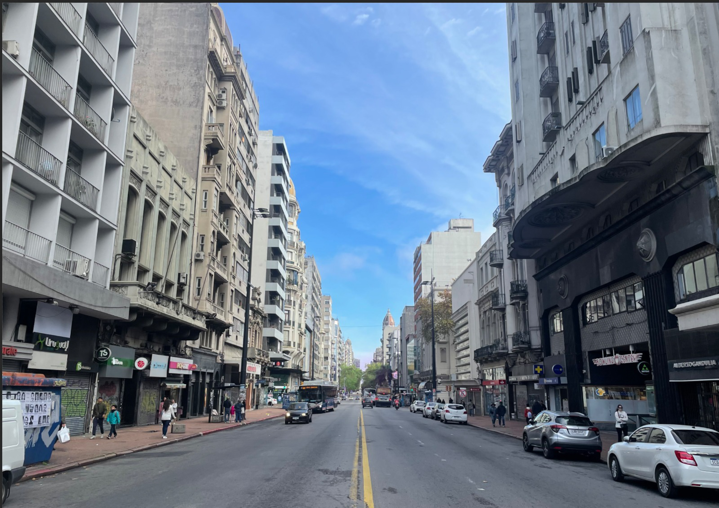 Proyecto arbolado en Av.18 de Julio