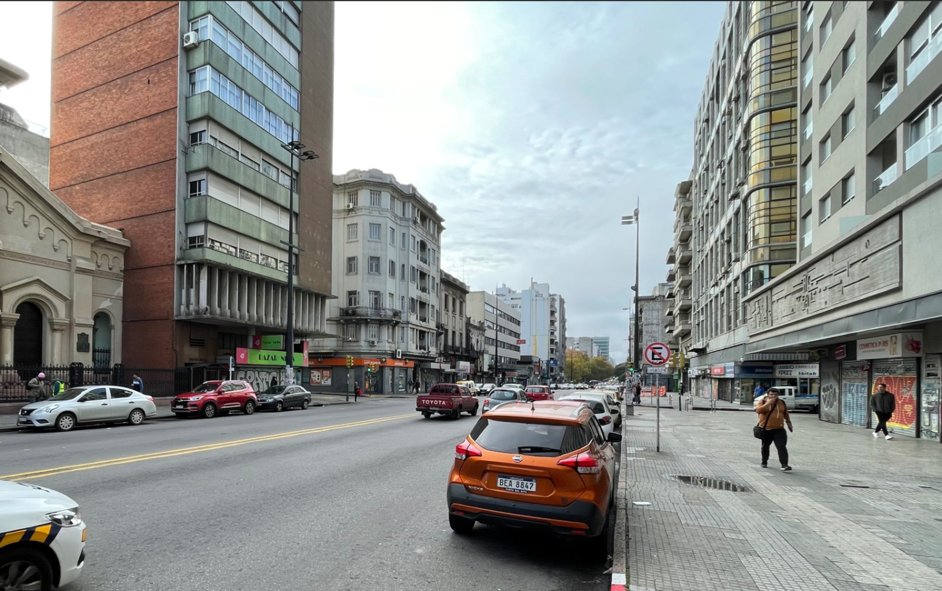 Proyecto arbolado en Av.18 de Julio