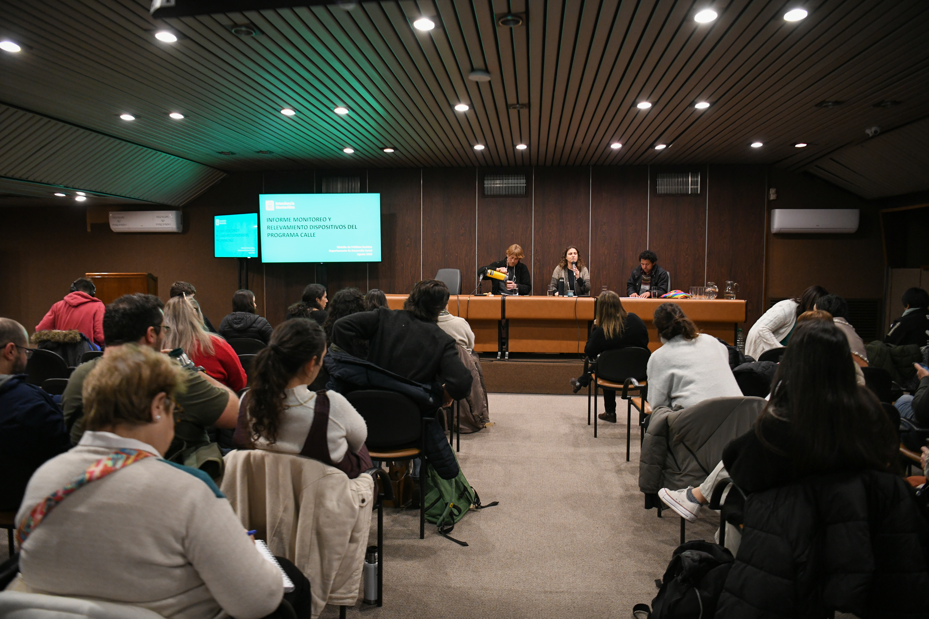 Conversatorio : “Vivir en la calle: Itinerarios de des-protección social y resistencias&quot;