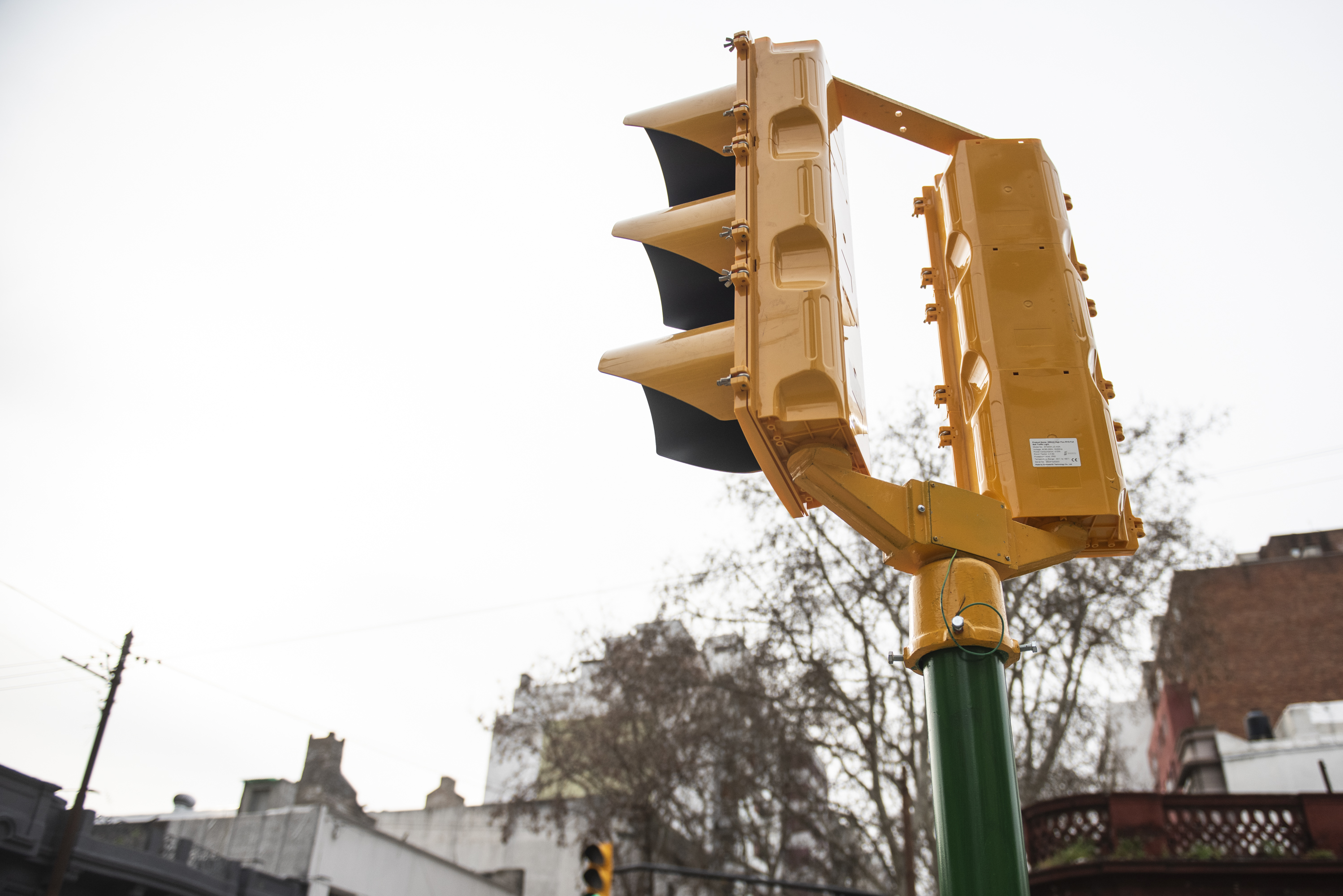 Nuevos semáforos en calles Constituyente y Minas