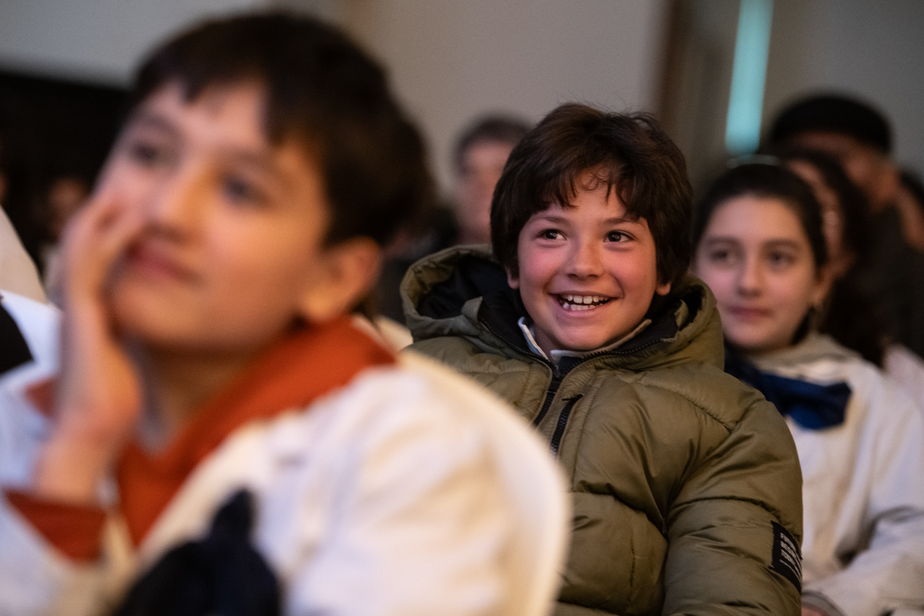 Lectura de Hay barullo en El Resorte , de Juceca, en la escuela Nº 5 de Punta del Este