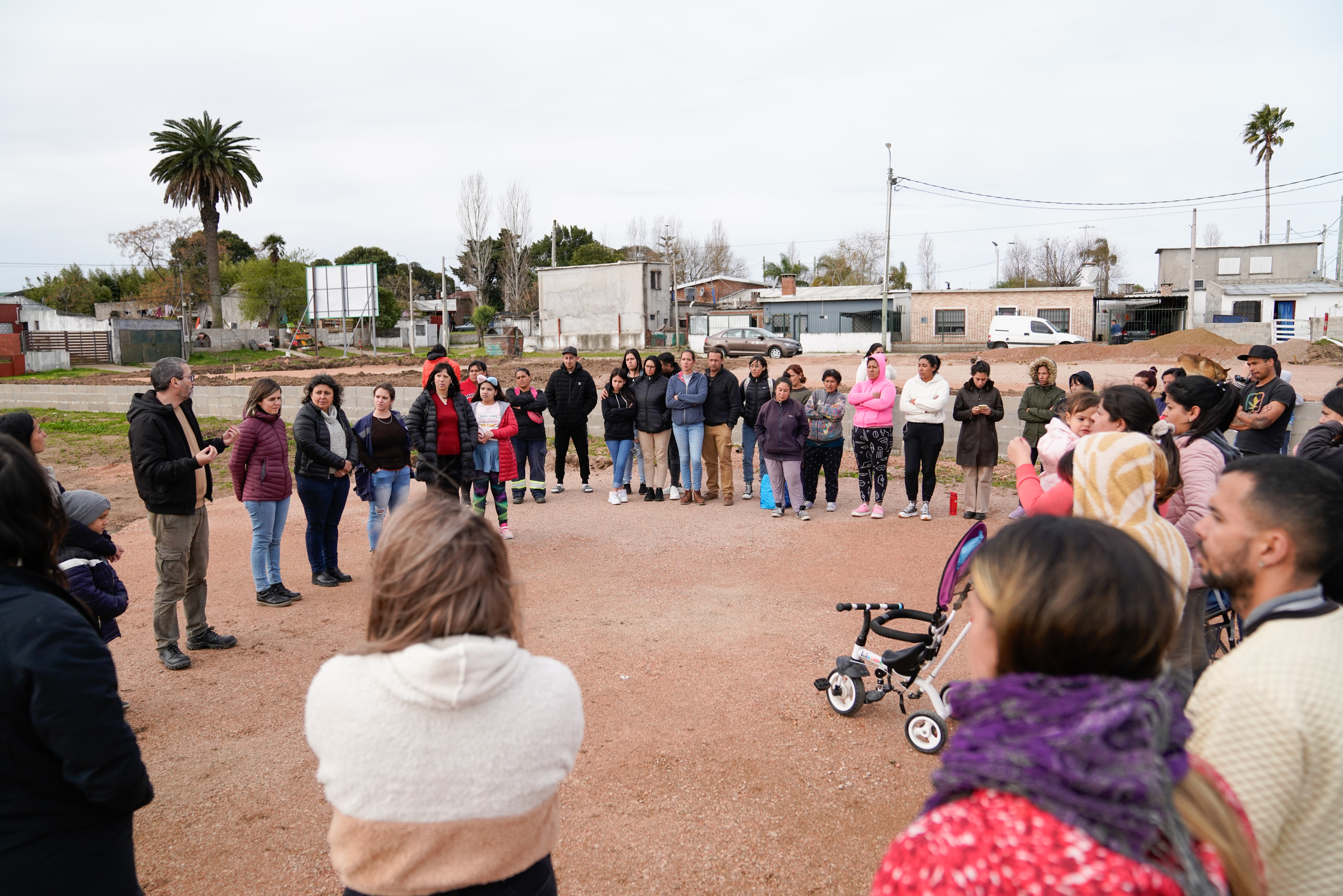  Visita a familias del programa Convive en el barrio Santa Marìa de Piedras Blancas