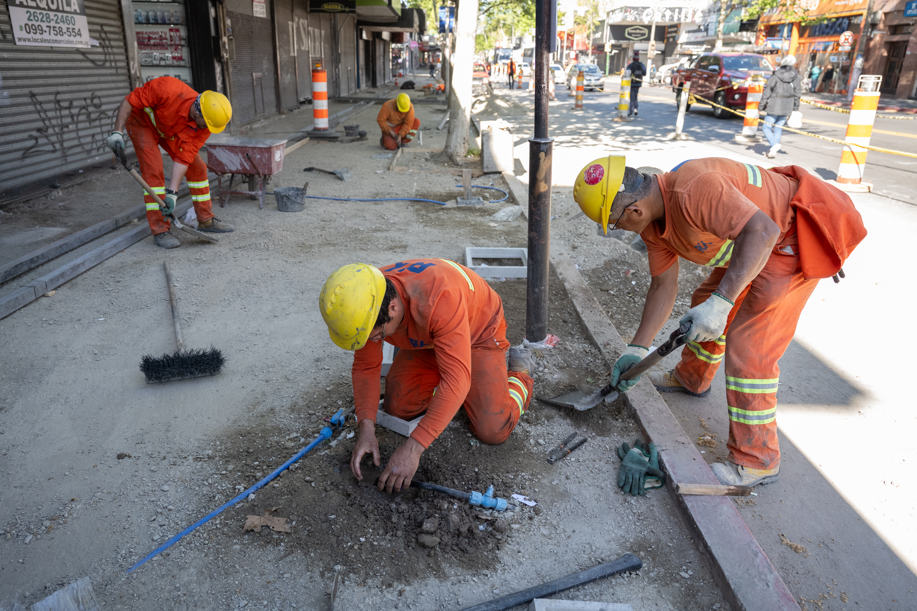 Finalización del primer tramo de la obra en veredas de Avda.8 de Octubre