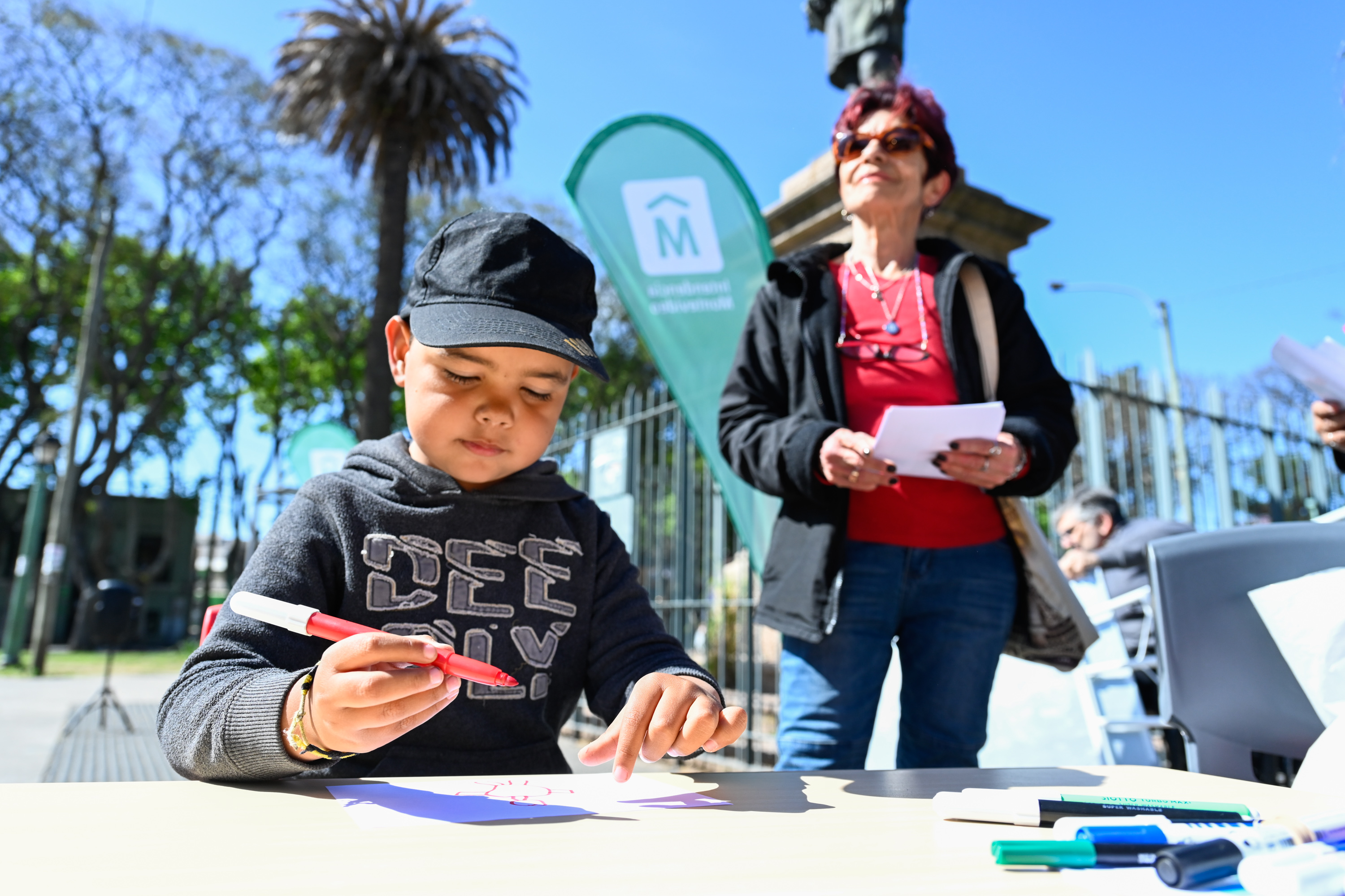 Actividad en el marco del Día Mundial de la Salud Mental en la plaza Vidiella 