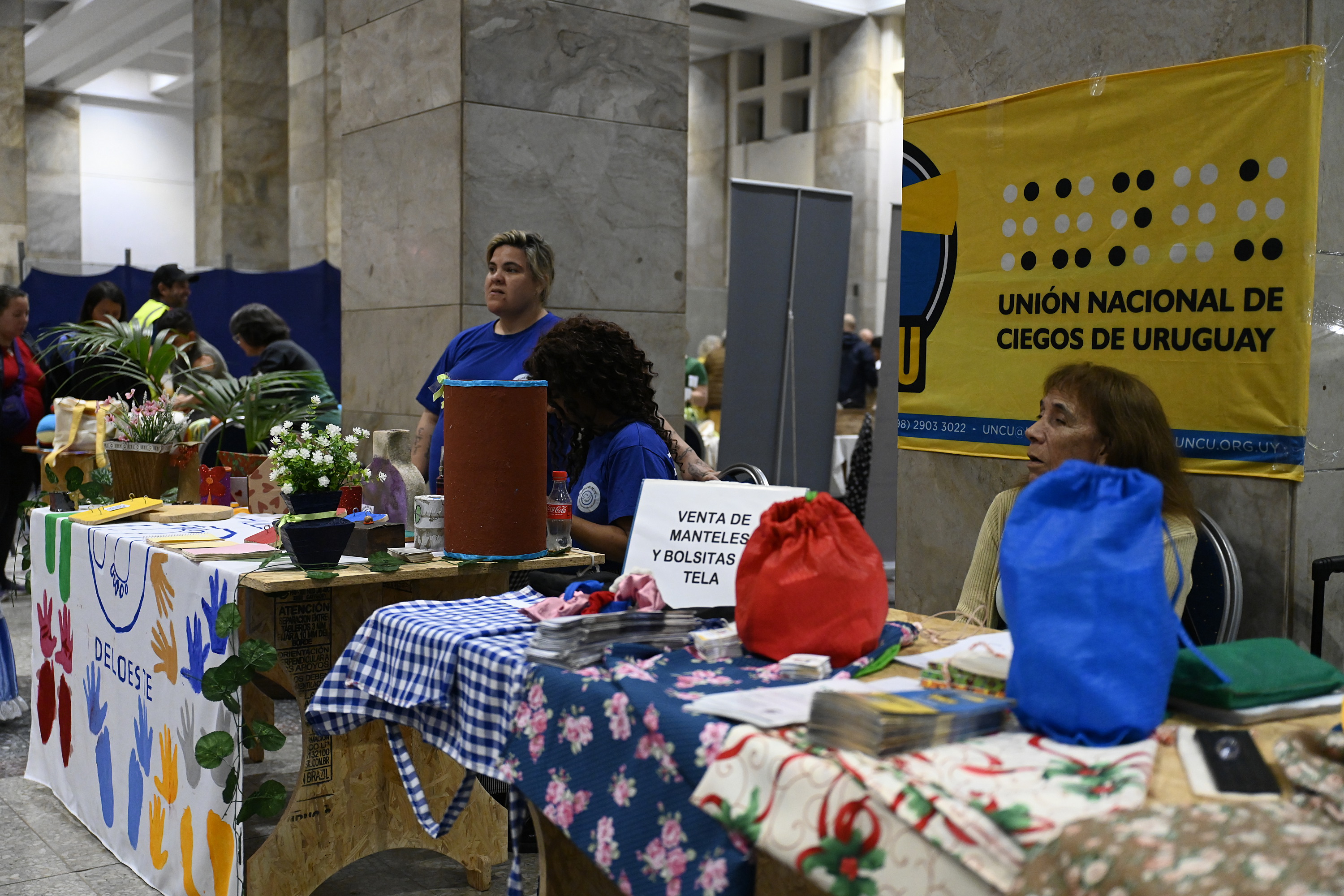 Festivo, festival inclusivo, en el atrio de la Intendencia de Montevideo