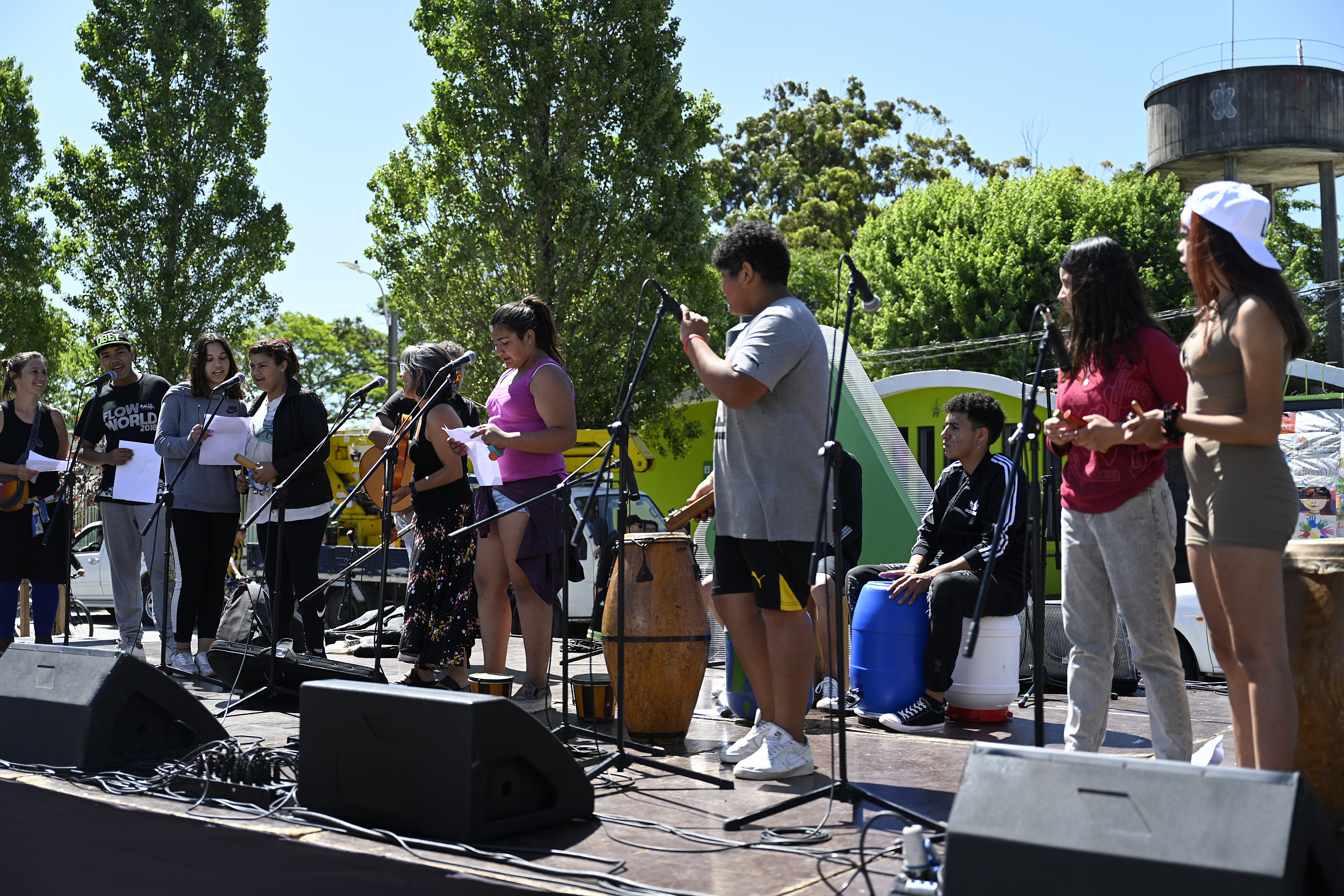 Festejos por el 10° aniversario de la plaza Casavalle