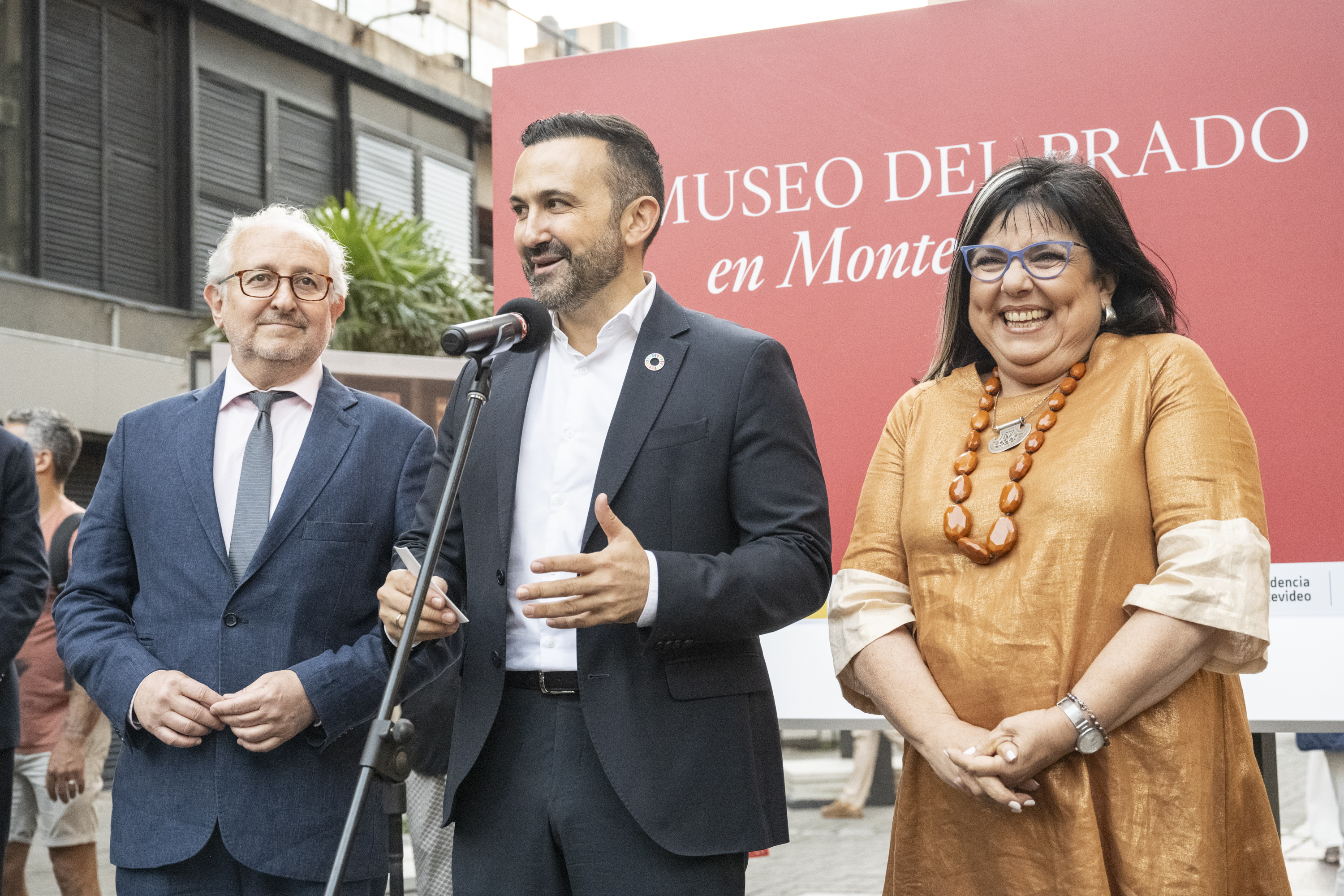 Muestra «El prado en las calles» en la peatonal Sarandí 