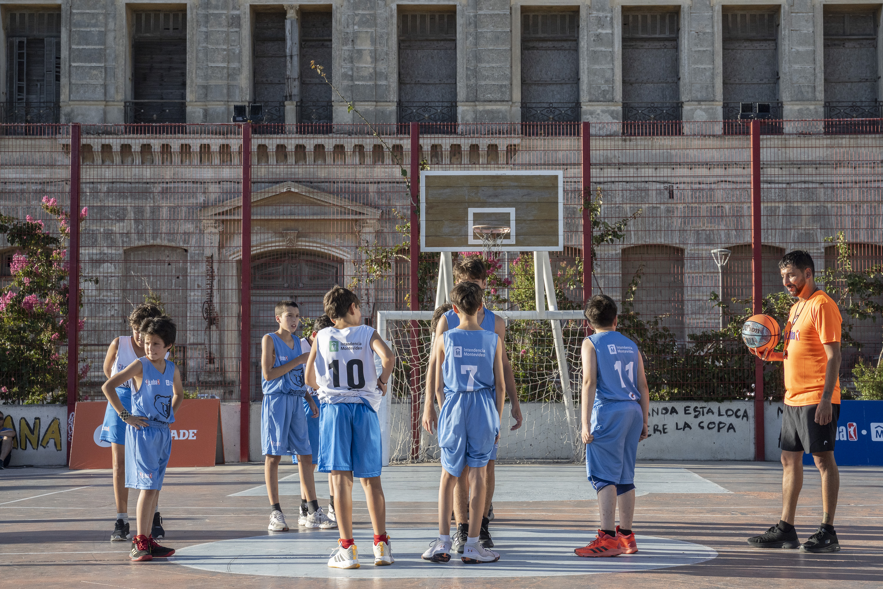 Torneo Jr. NBA en la plaza de Deportes Nº 1