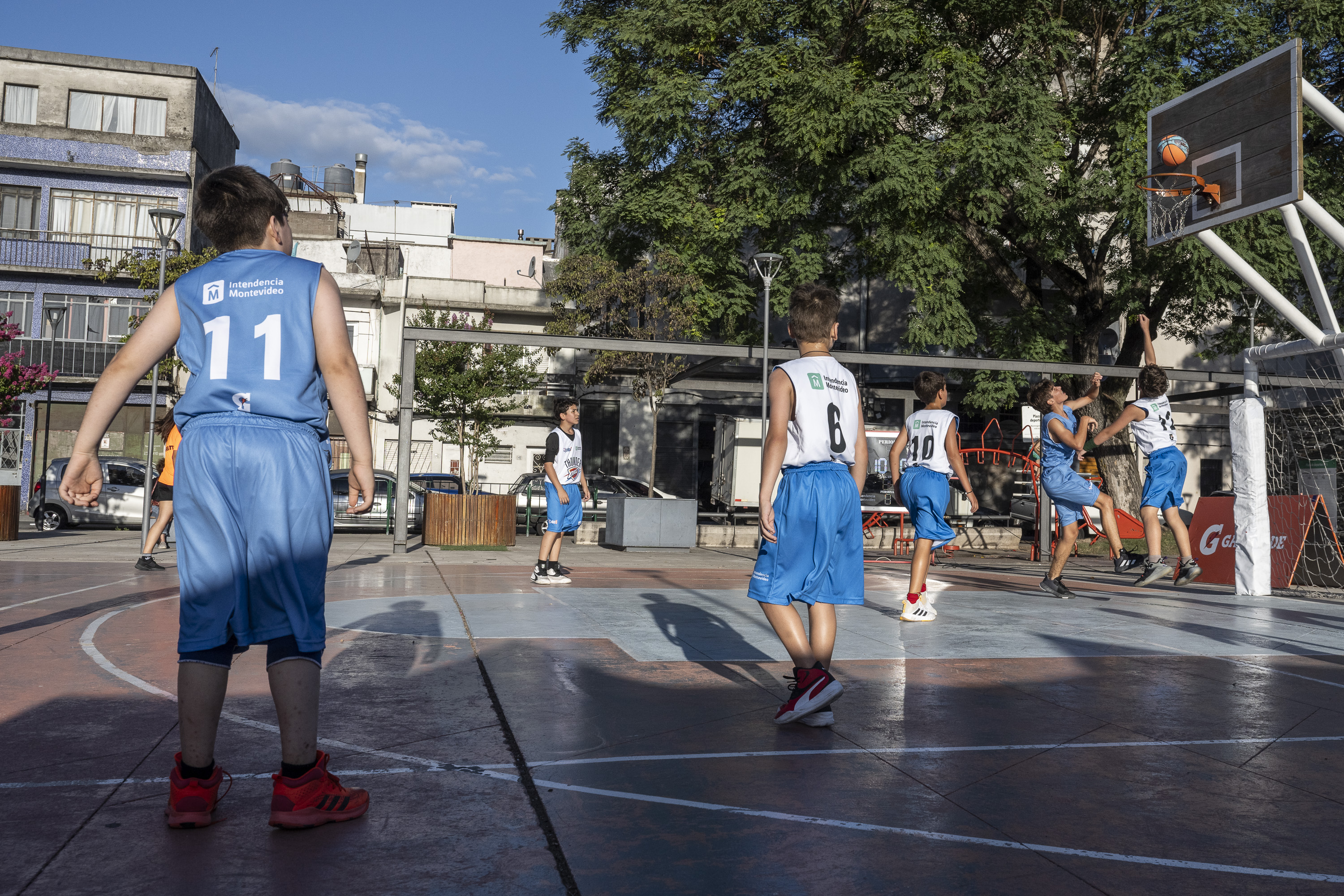 Torneo Jr. NBA en la plaza de Deportes Nº 1