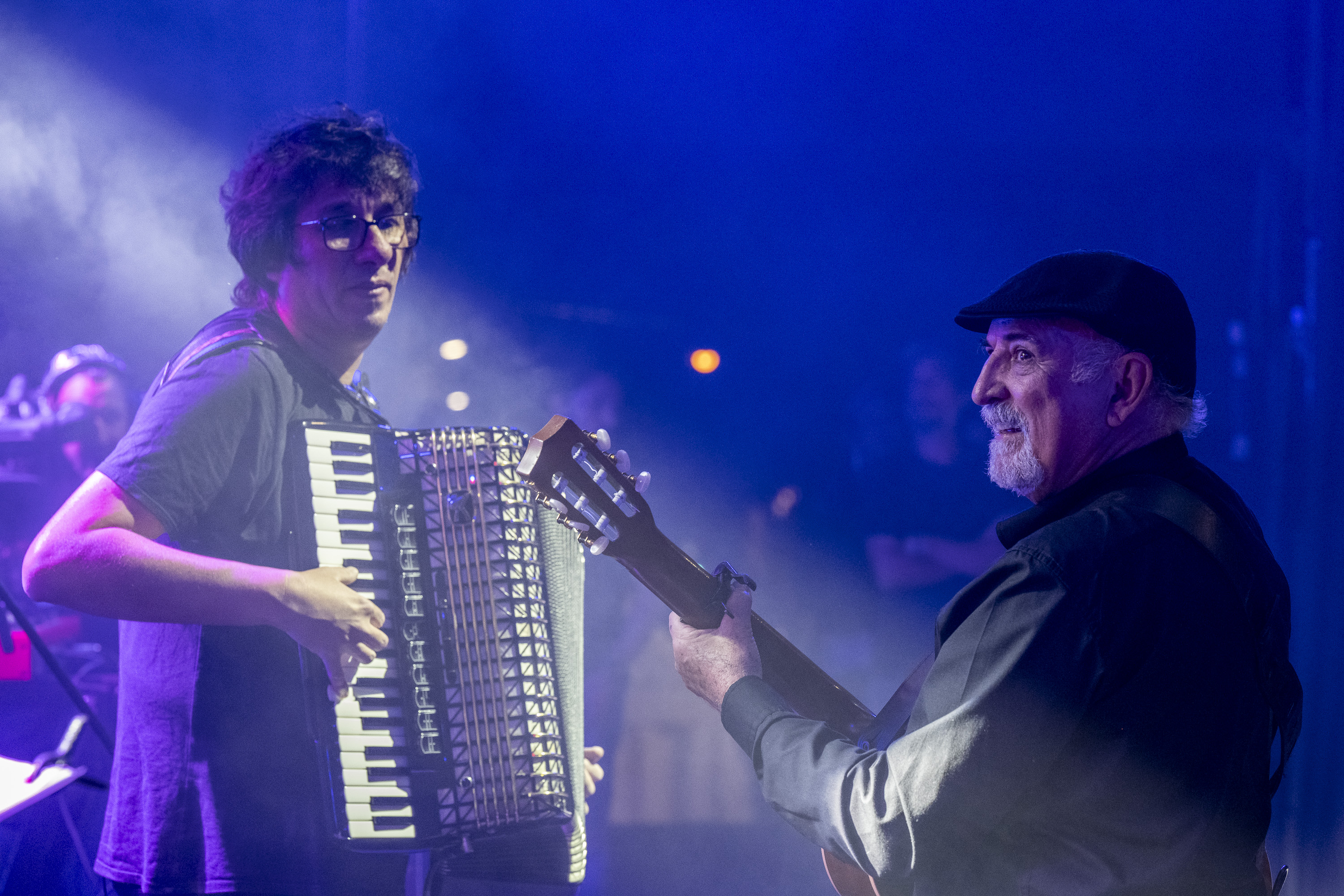 Festejos en el escenario de el Gaucho por los 300 años de Montevideo