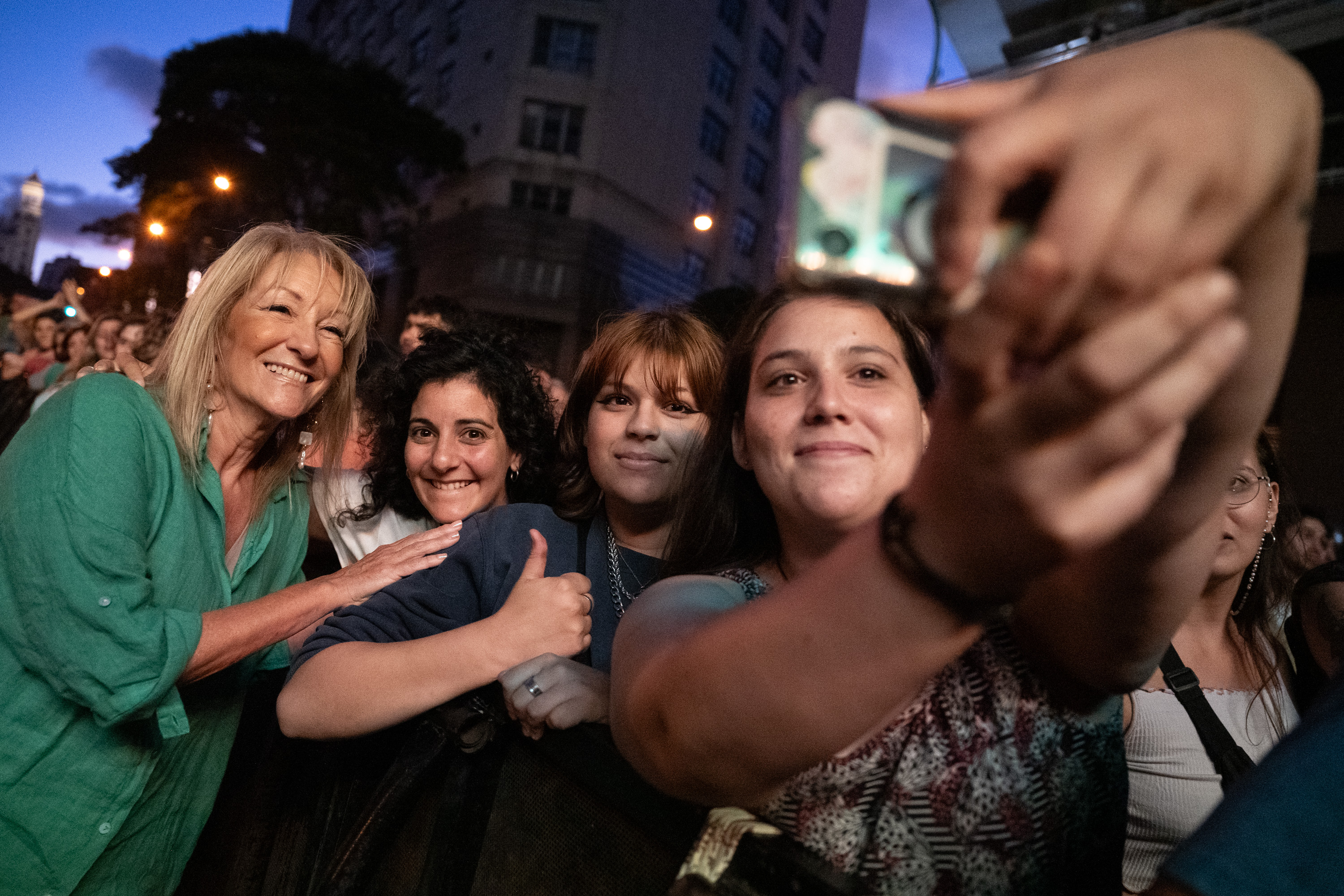 Carolina Cosse en los festejos en el escenario de Av. Libertador por los 300 años de Montevideo