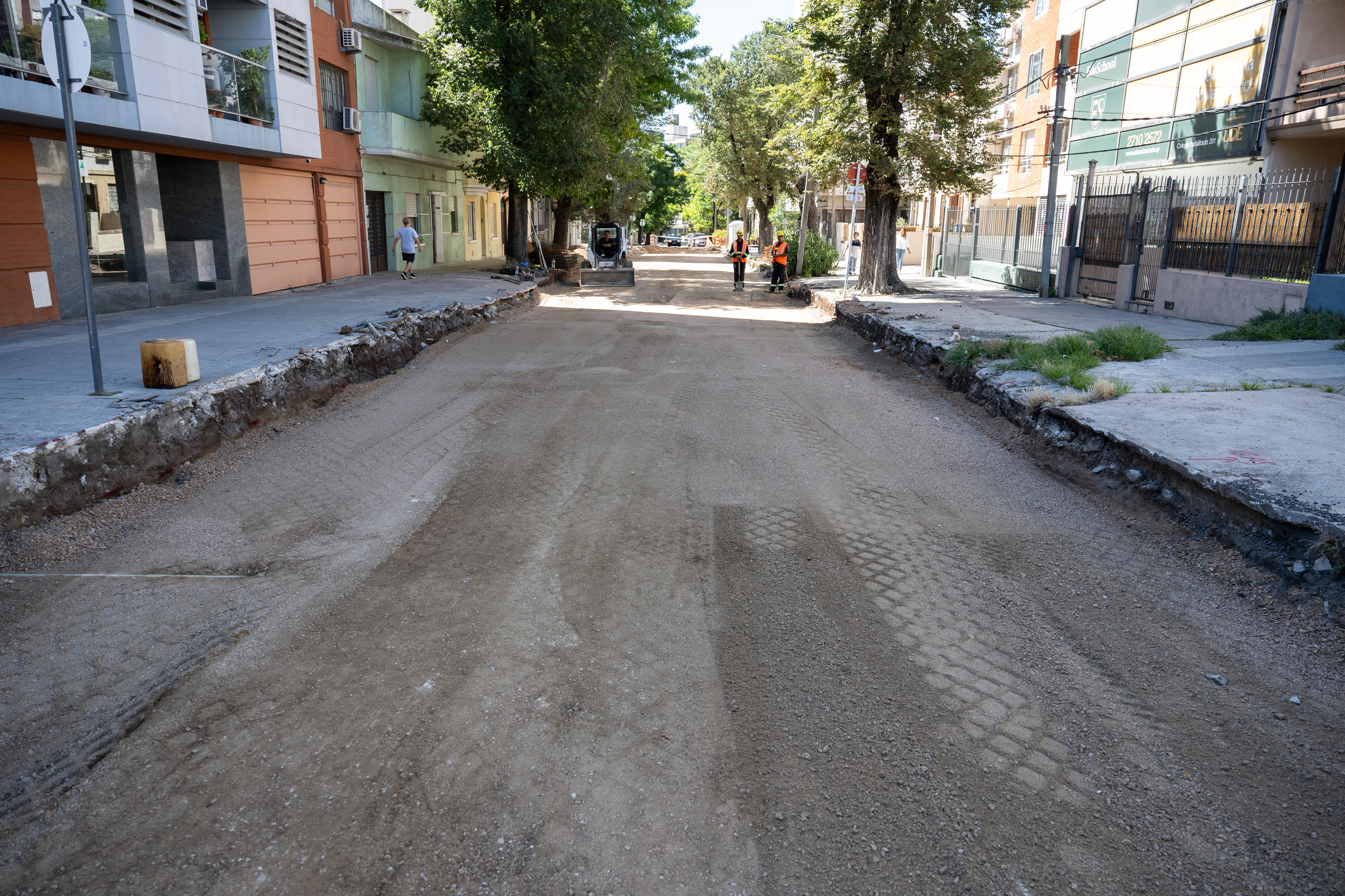 Avance de obras en Solano Antuña desde Luis de la Torre hasta la Rambla