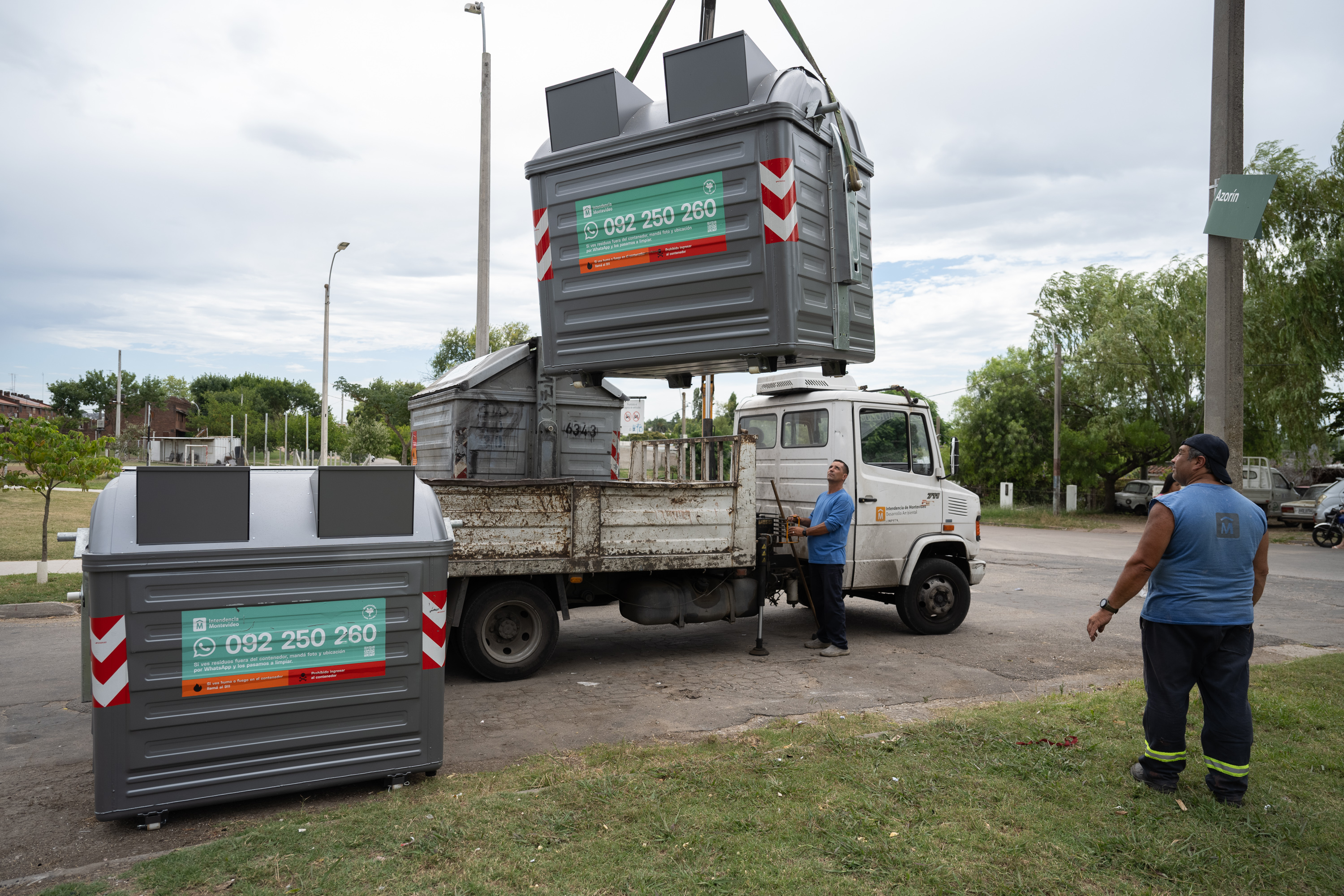 Instalación de nuevos contenedores en Punta de Rieles