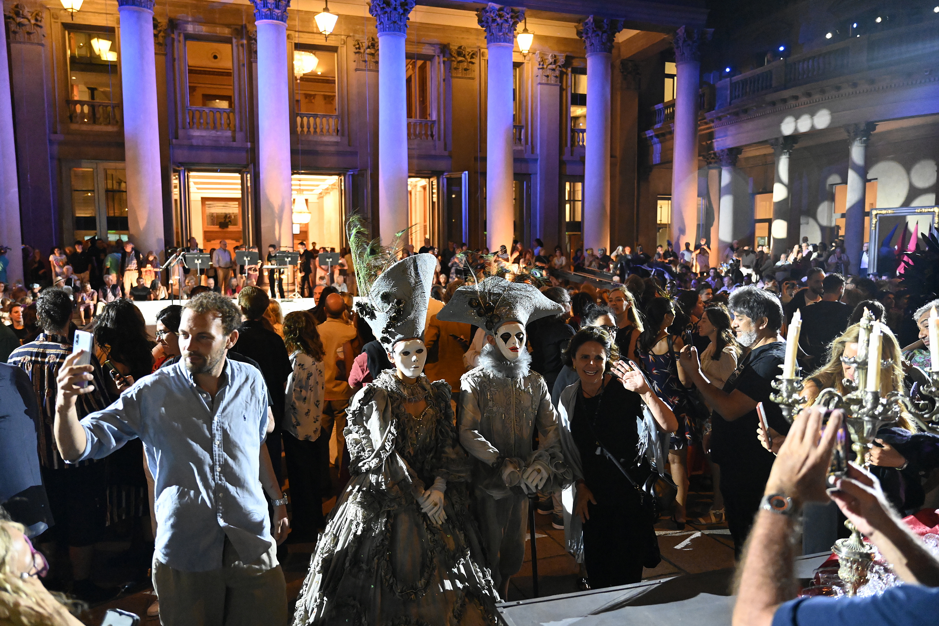 Carnaval de Venecia por la Orquesta Filarmónica de Montevideo en el Teatro Solís