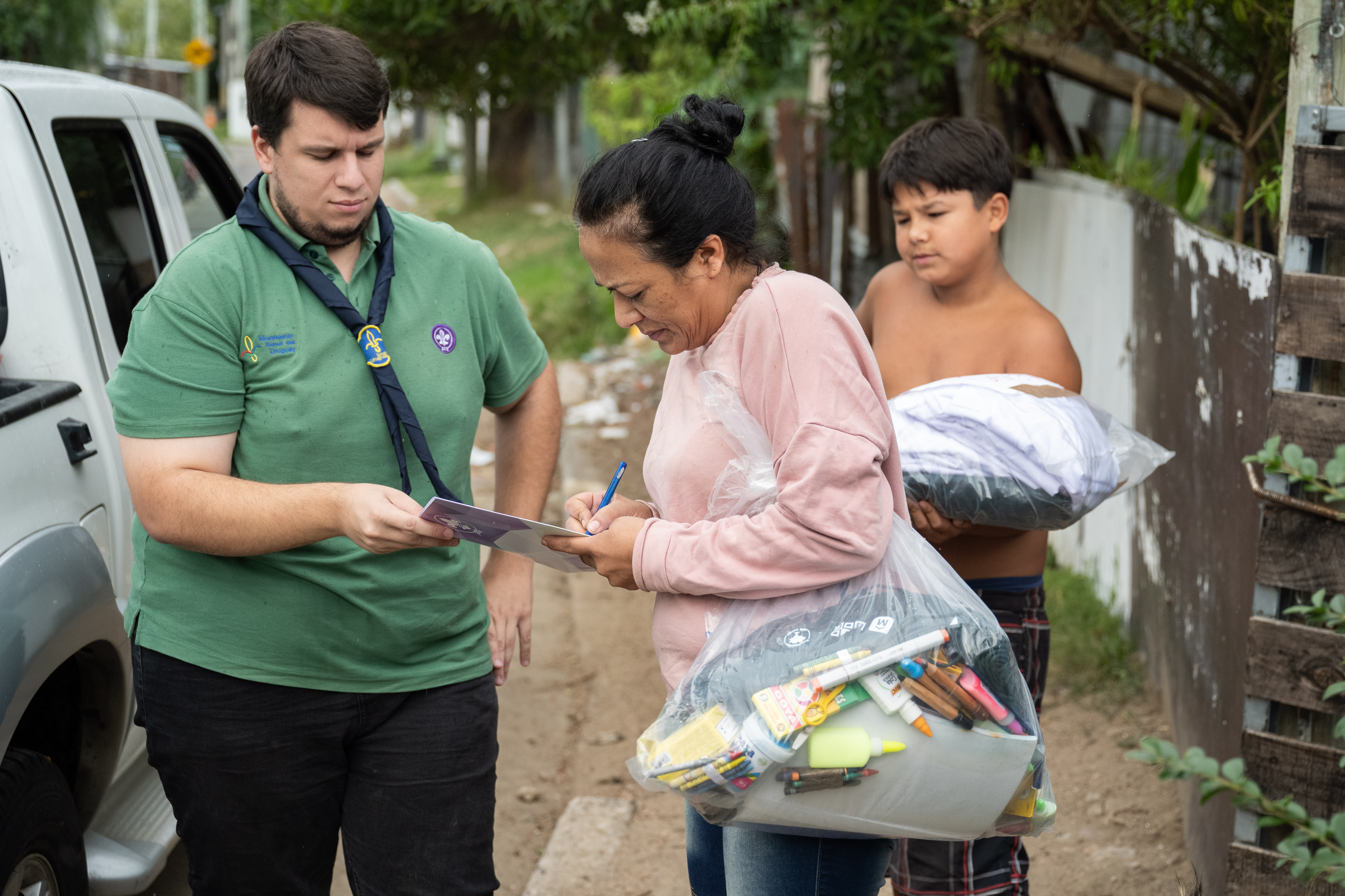 Entrega de kits Tu ayuda es útil