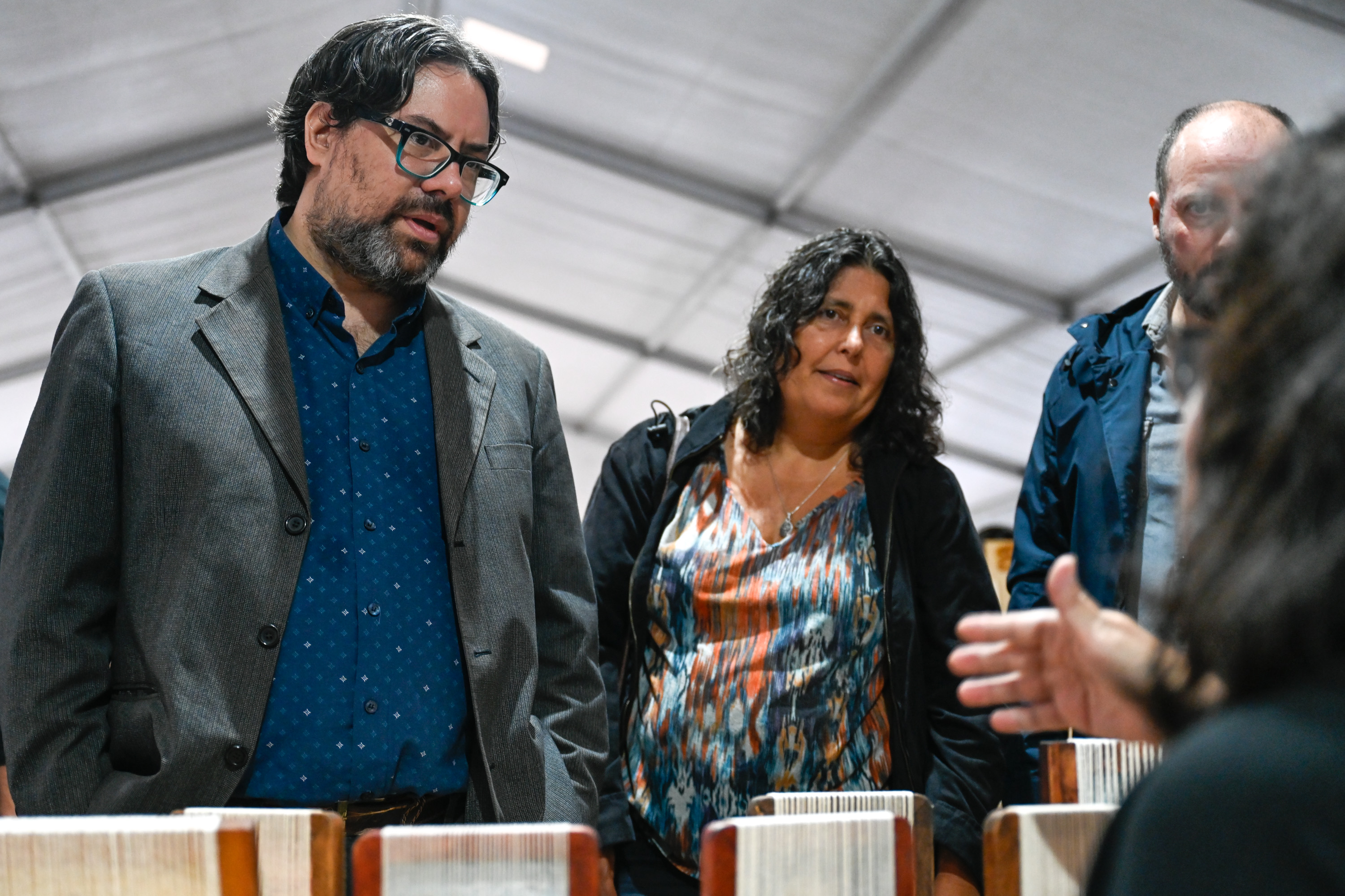 Intendenta (i) Mauricio Zunino recorre la feria de Mujeres Emprendedoras   , 12 de Marzo de 2024