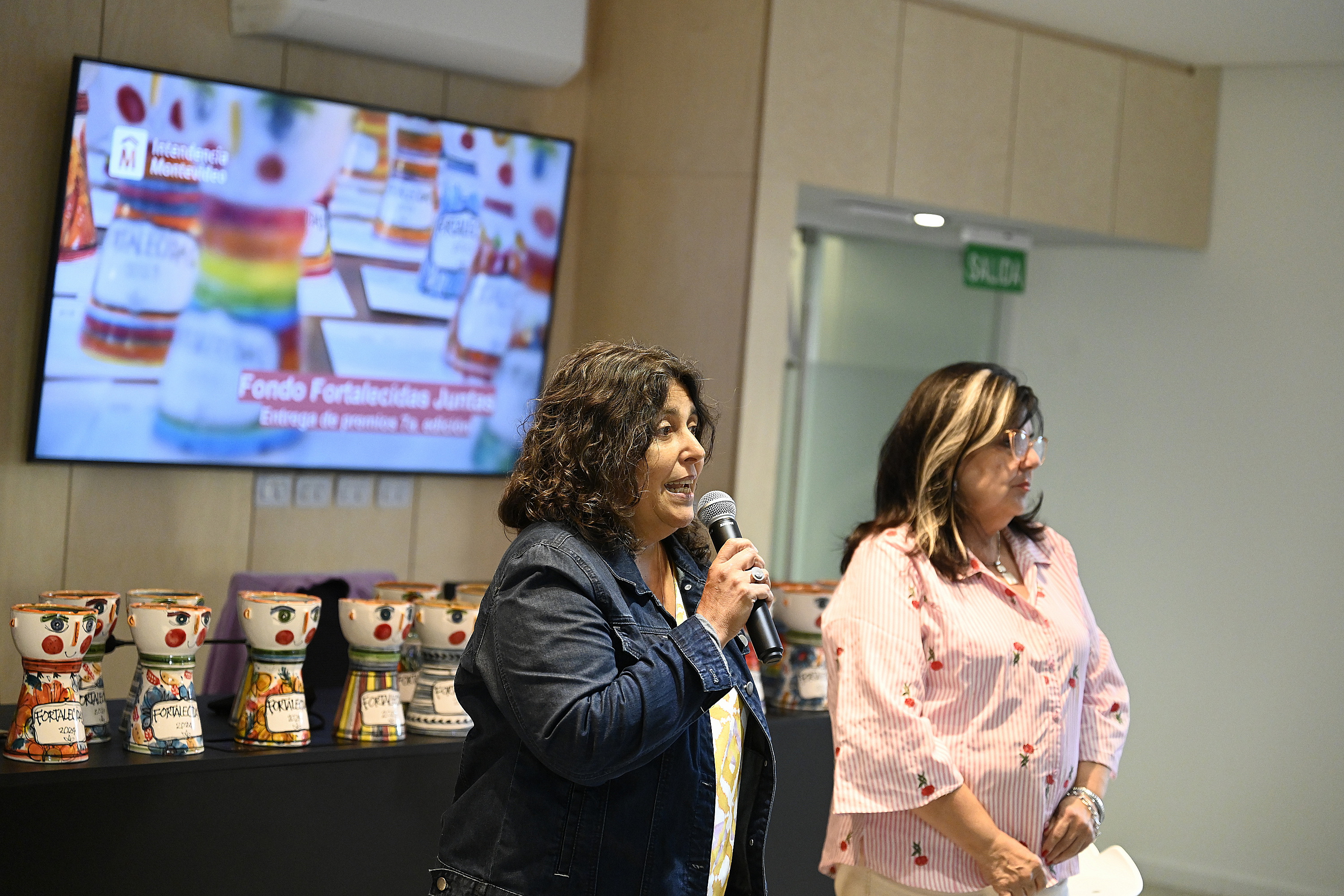 Solana Quesada y María Inés Obaldía, participan de la entrega de premios Fortalecidas Juntas 2024