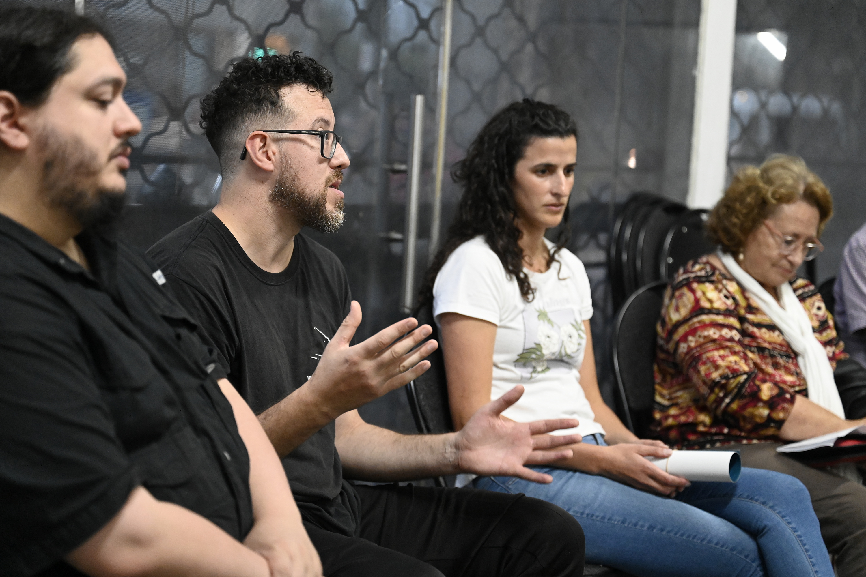 Taller de cooperativismo del área de Extensión de la UdelaR en Espacio Enlace