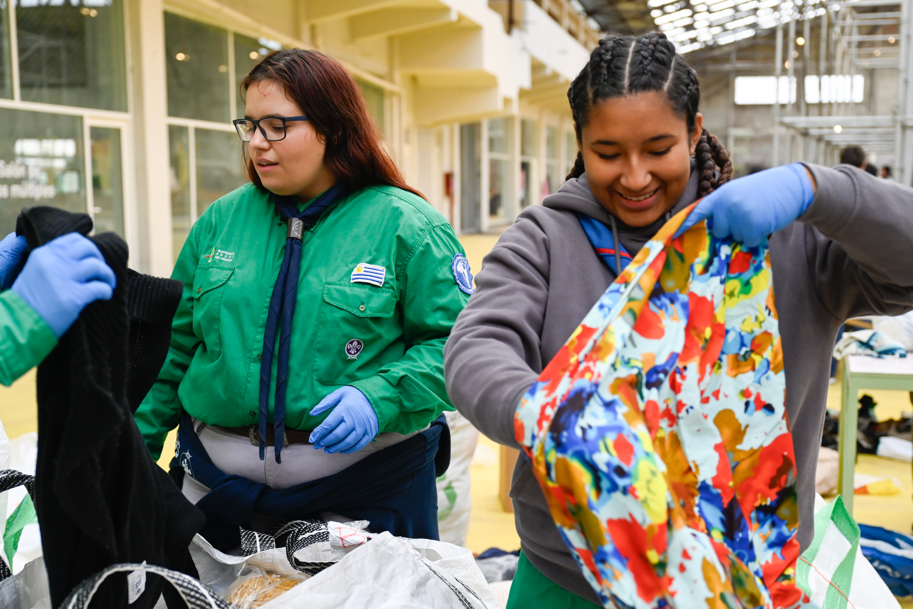 Clasificación de donaciones por Campaña del abrigo, en el Espacio Modelo 