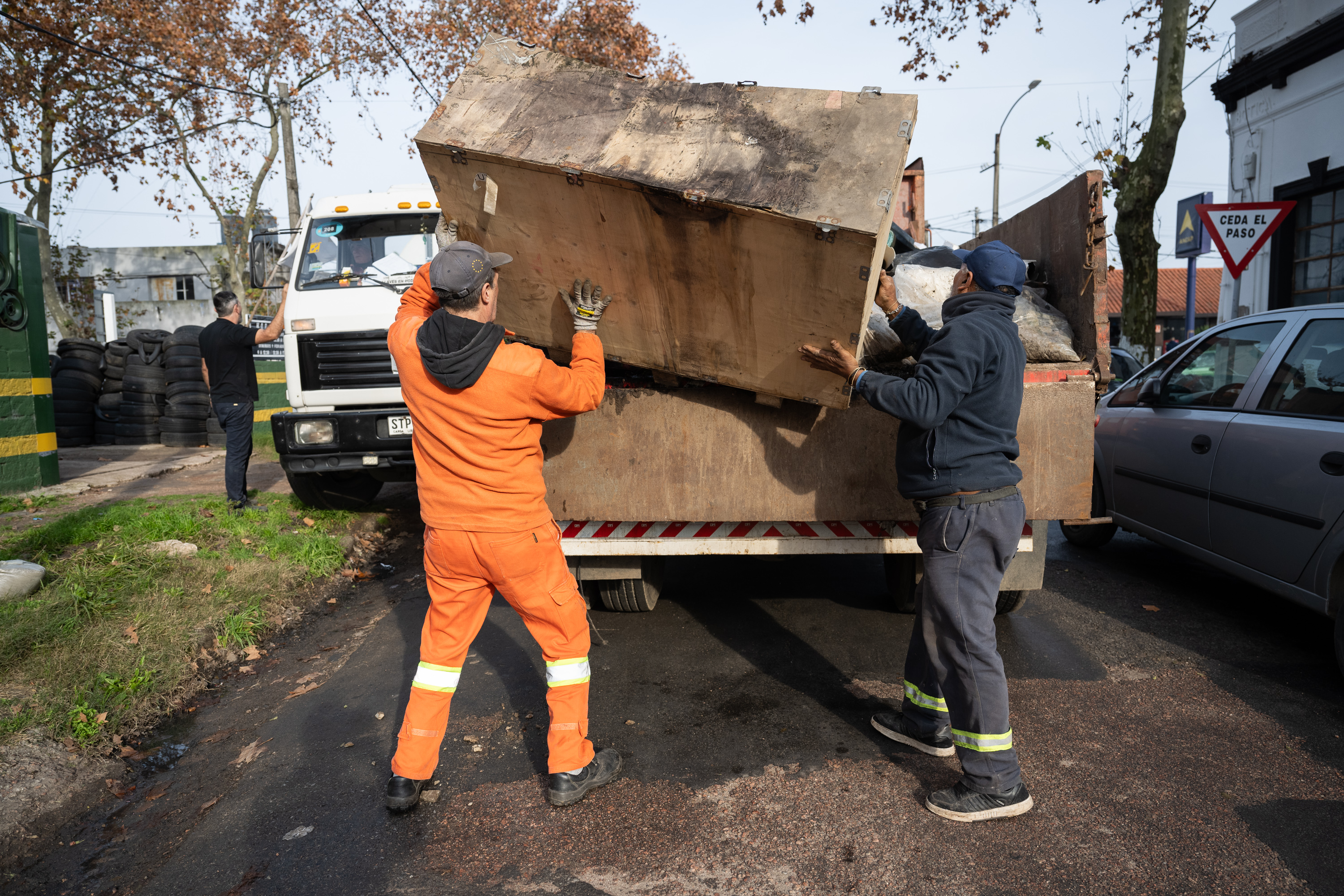 Jornada de retiro de residuos voluminosos en Santiago Vázquez