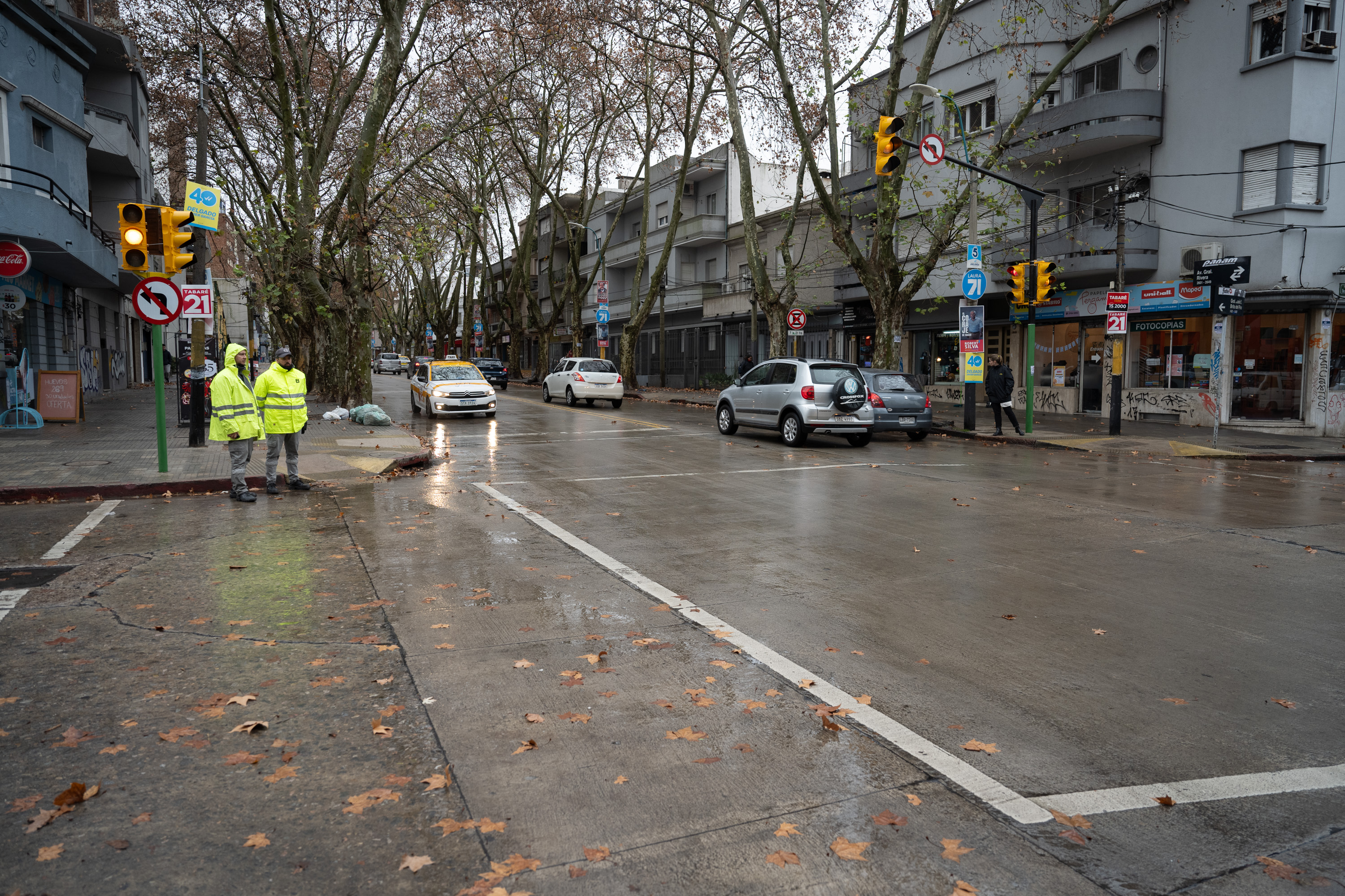 Nuevo semáforo en Av. Rivera y Brito del Pino