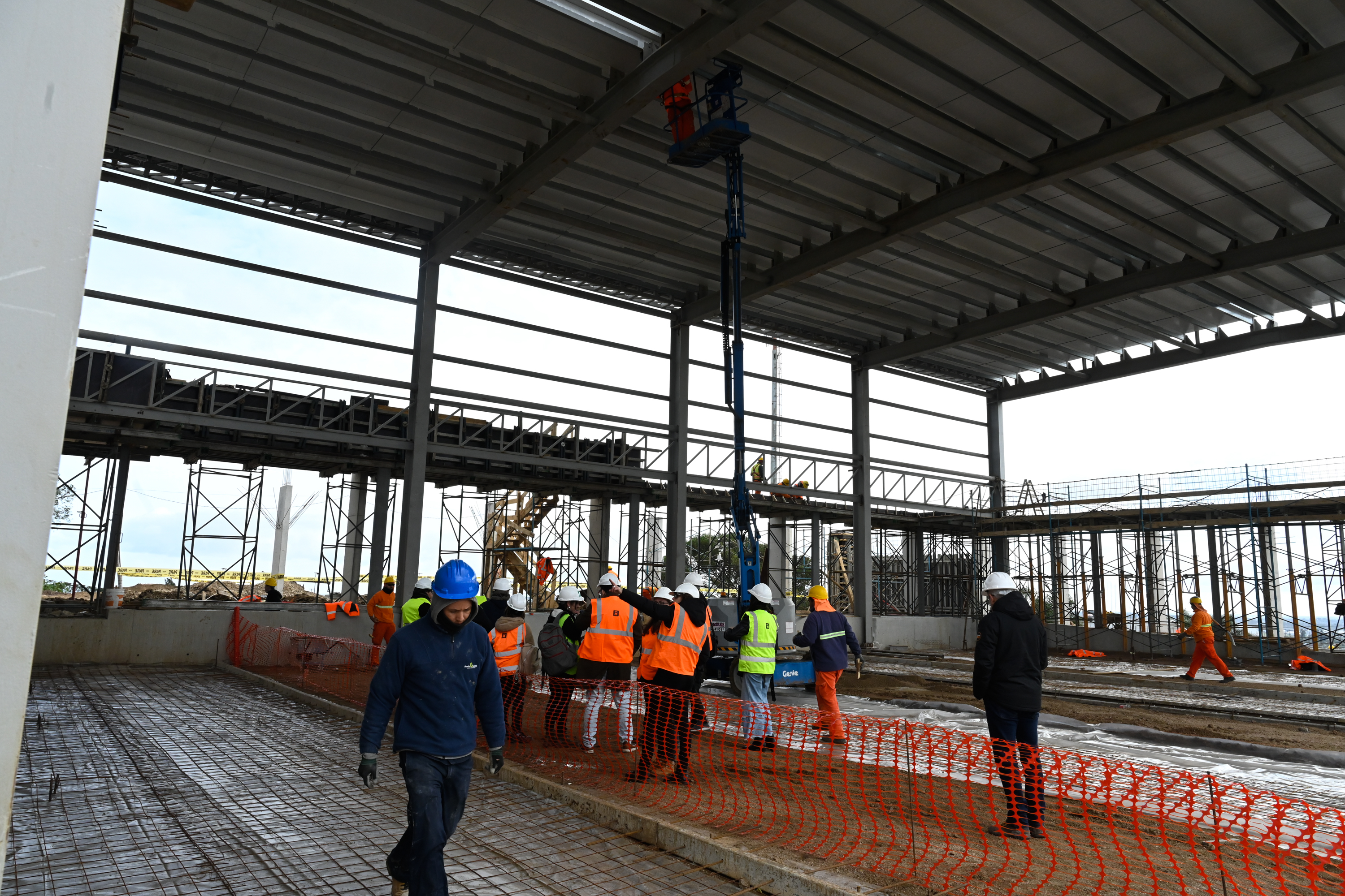 Autoridades de la Intendencia de Montevideo participan de recorrida por obra en Balcón del Cerro