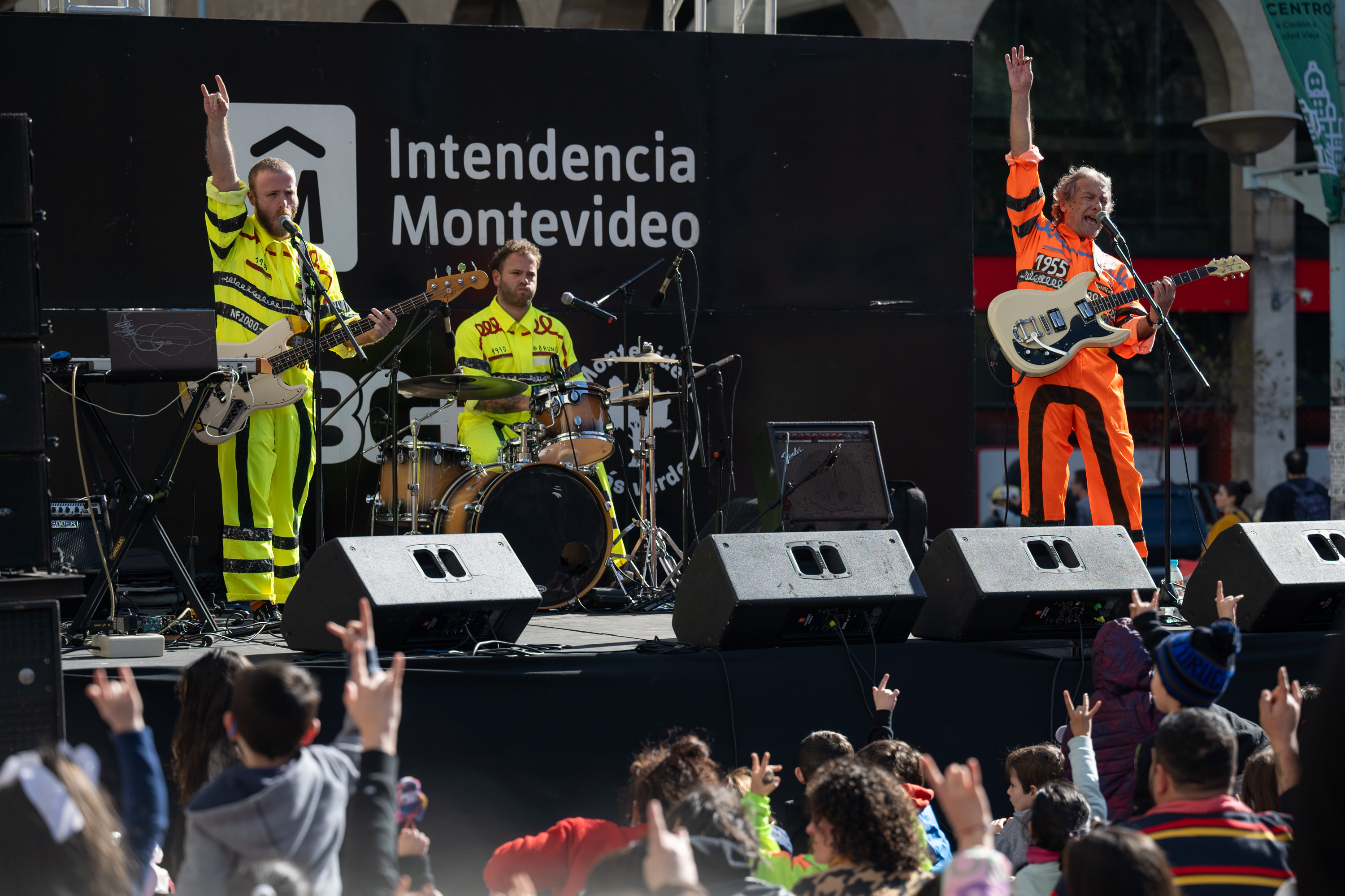 Peatonal de las Infancias en Av. 18 de Julio