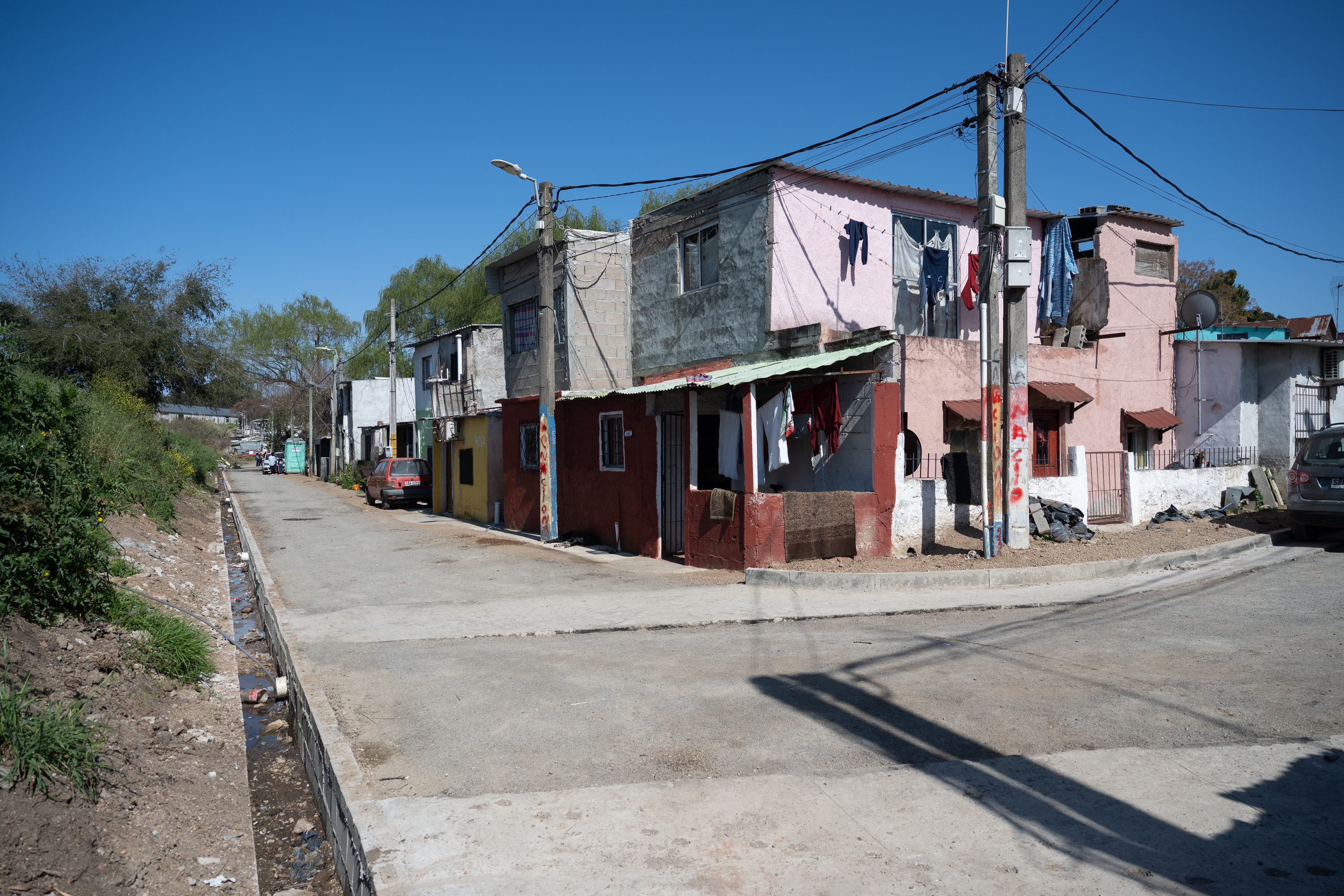 Asfaltado de las calles Cno. Hudson y Pasaje la Vía, en el barrio Maldonado