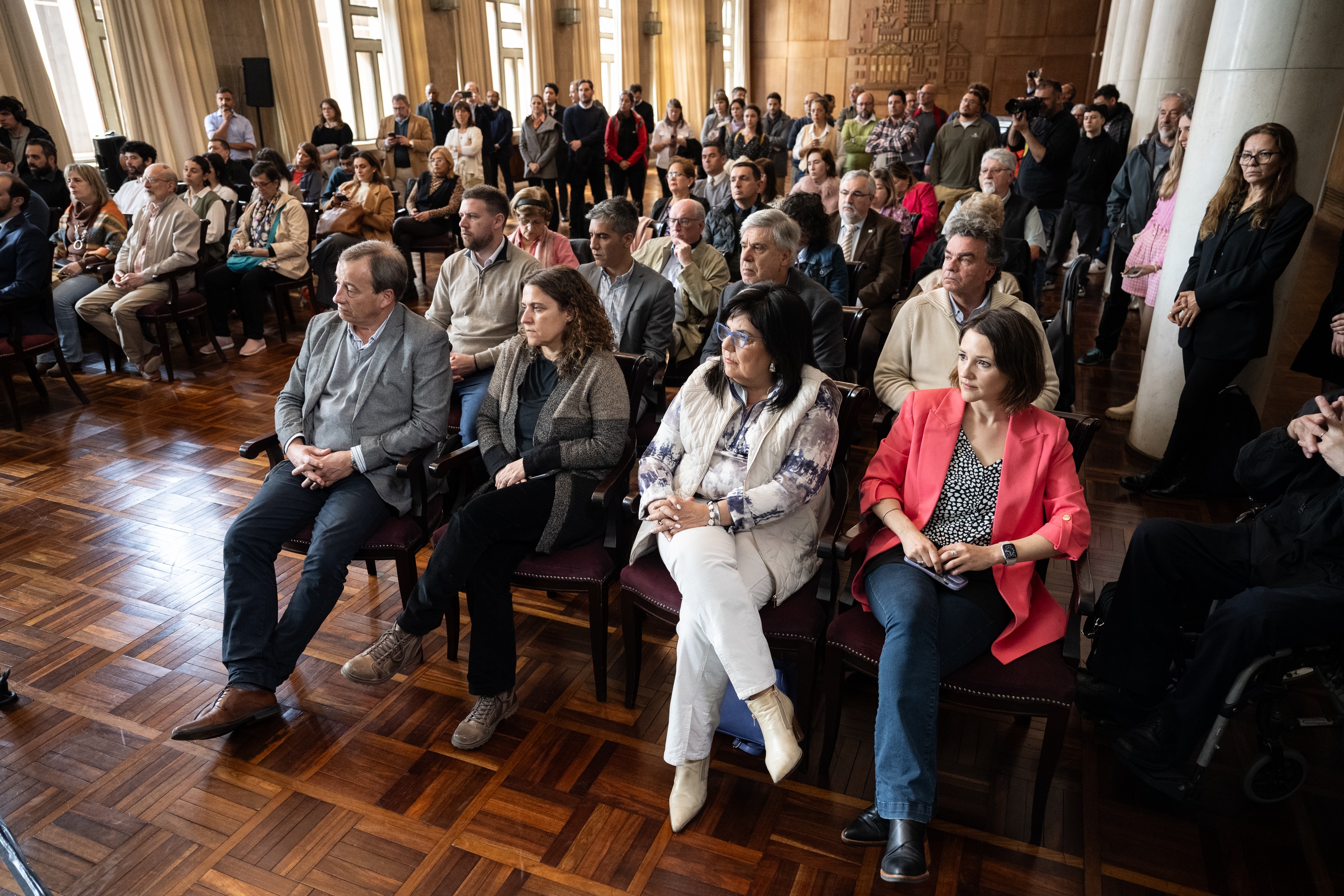 Lanzamiento: Montevideo, destino de paz