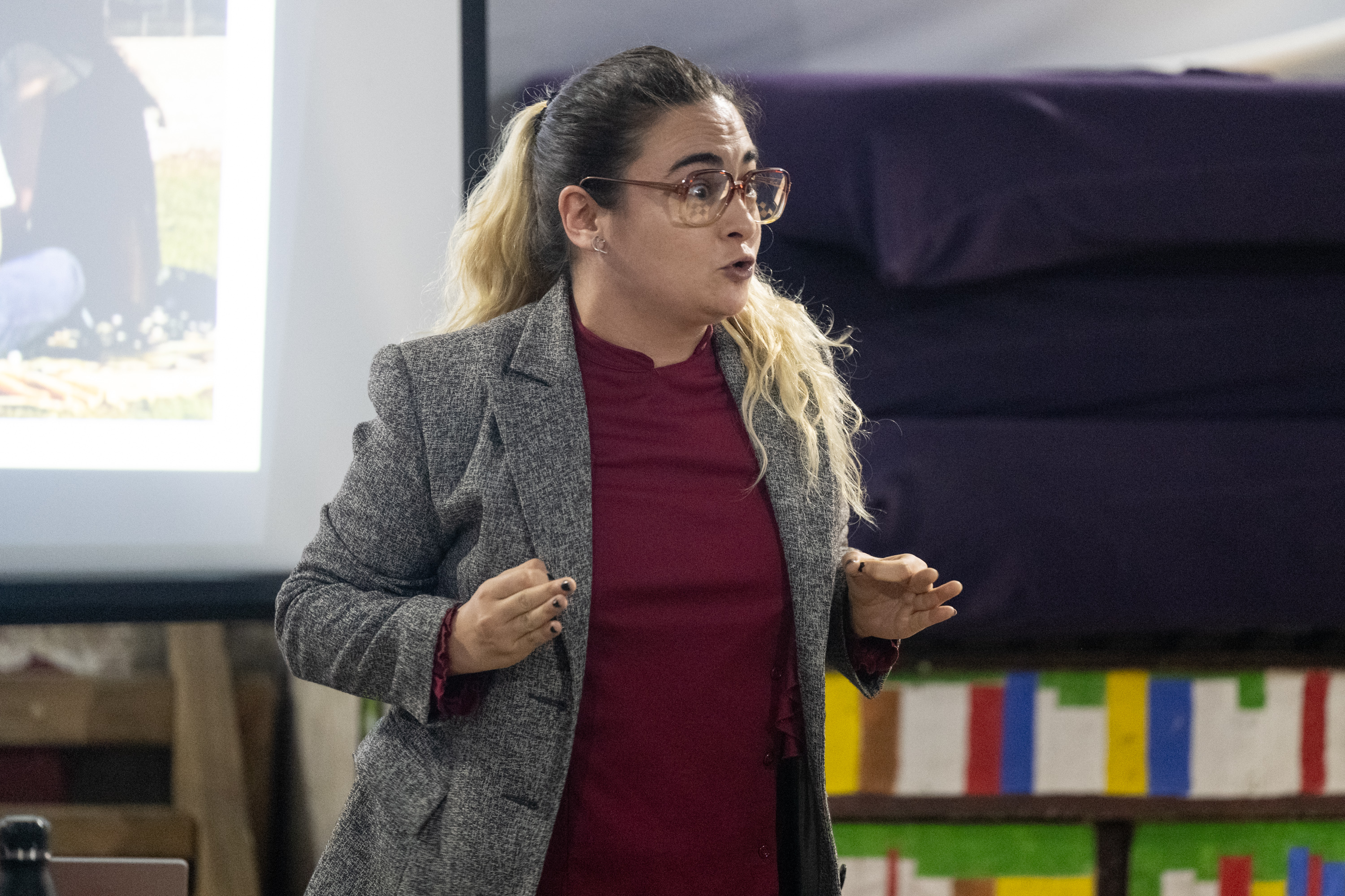 Función de Teatro en el Aula: Montevideo Ciudad Mágica, en el Centro Juvenil Bella Italia